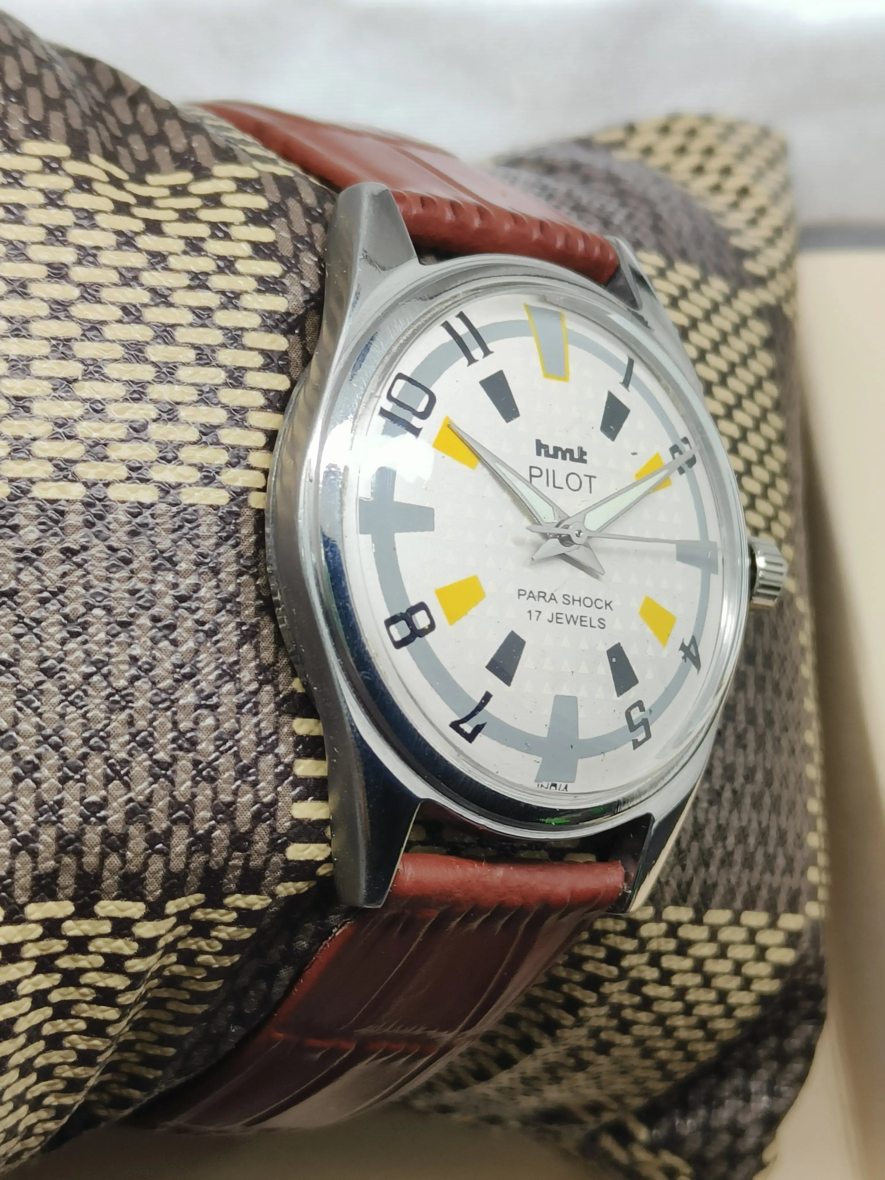 HMT Mechanical Vintage Watch – Refurbished Classic | Original Hand-Winding Timepiece National Watches