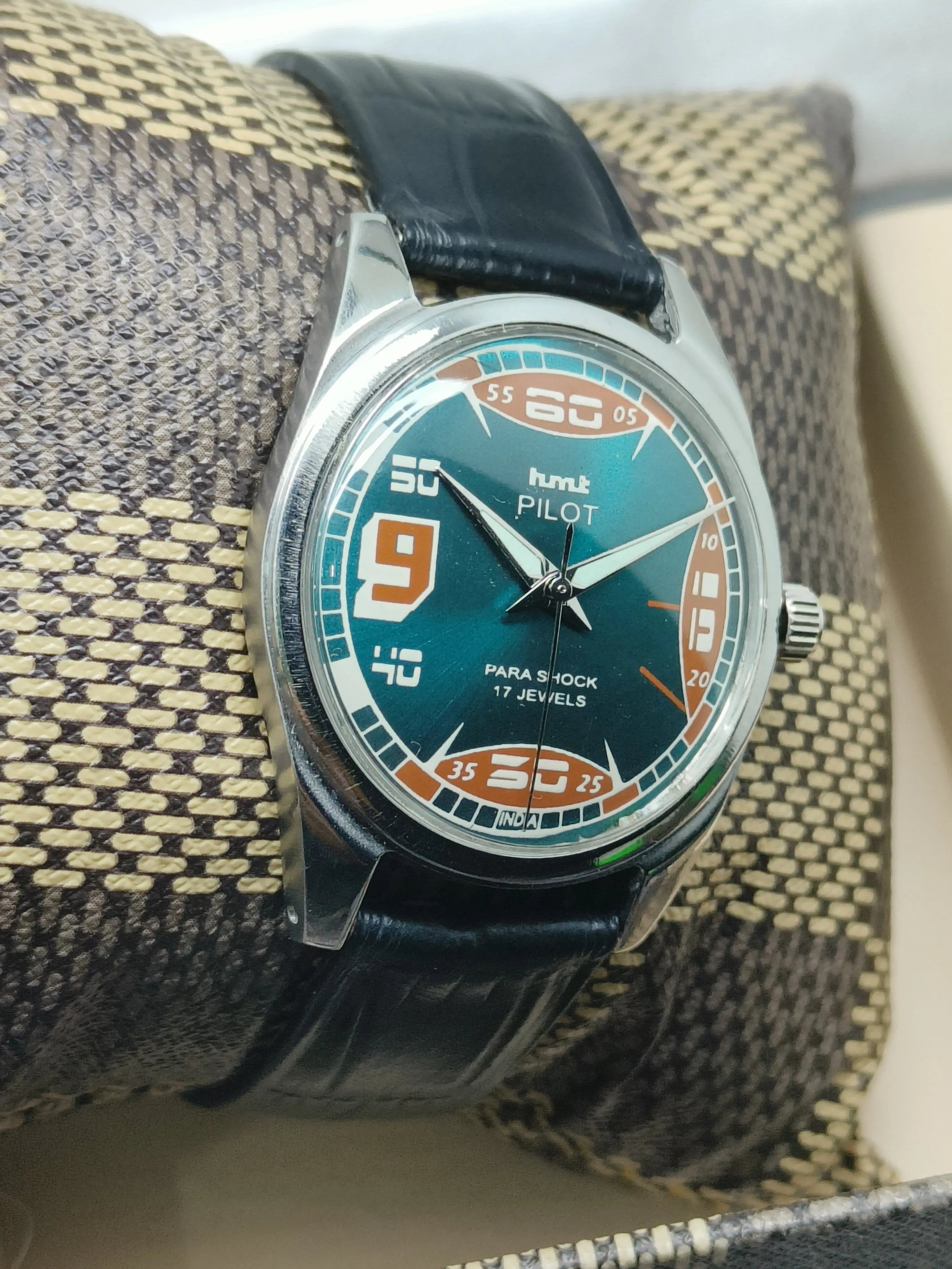HMT Mechanical Vintage Watch – Refurbished Classic | Original Hand-Winding Timepiece National Watches