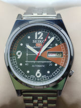 Seiko 5 Vintage Men’s Watch – Refurbished & Ready to Wear