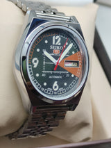 Seiko 5 Vintage Men’s Watch – Refurbished & Ready to Wear