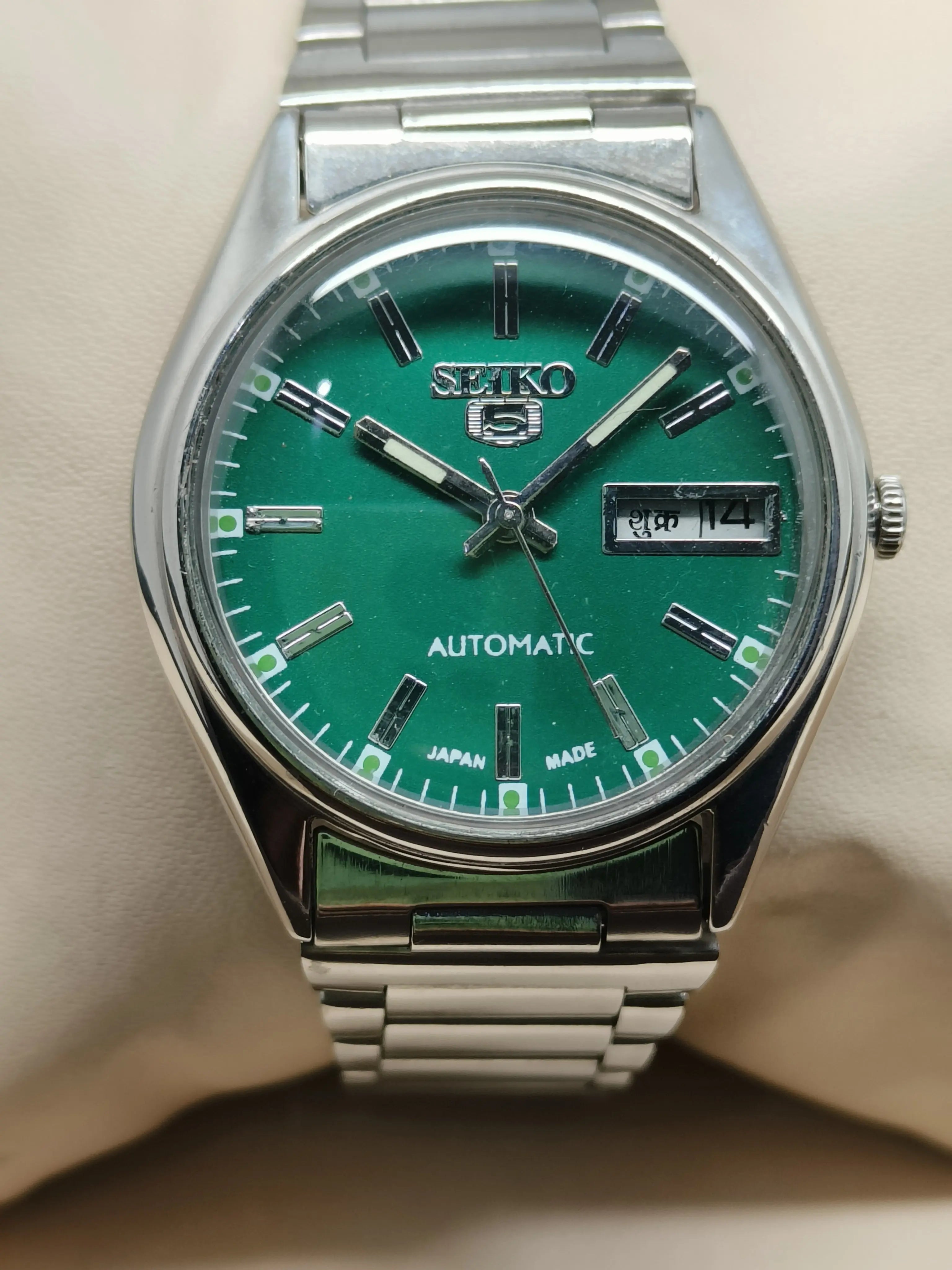 Seiko 5 Vintage 37mm Automatic – Refurbished Classic National Watches