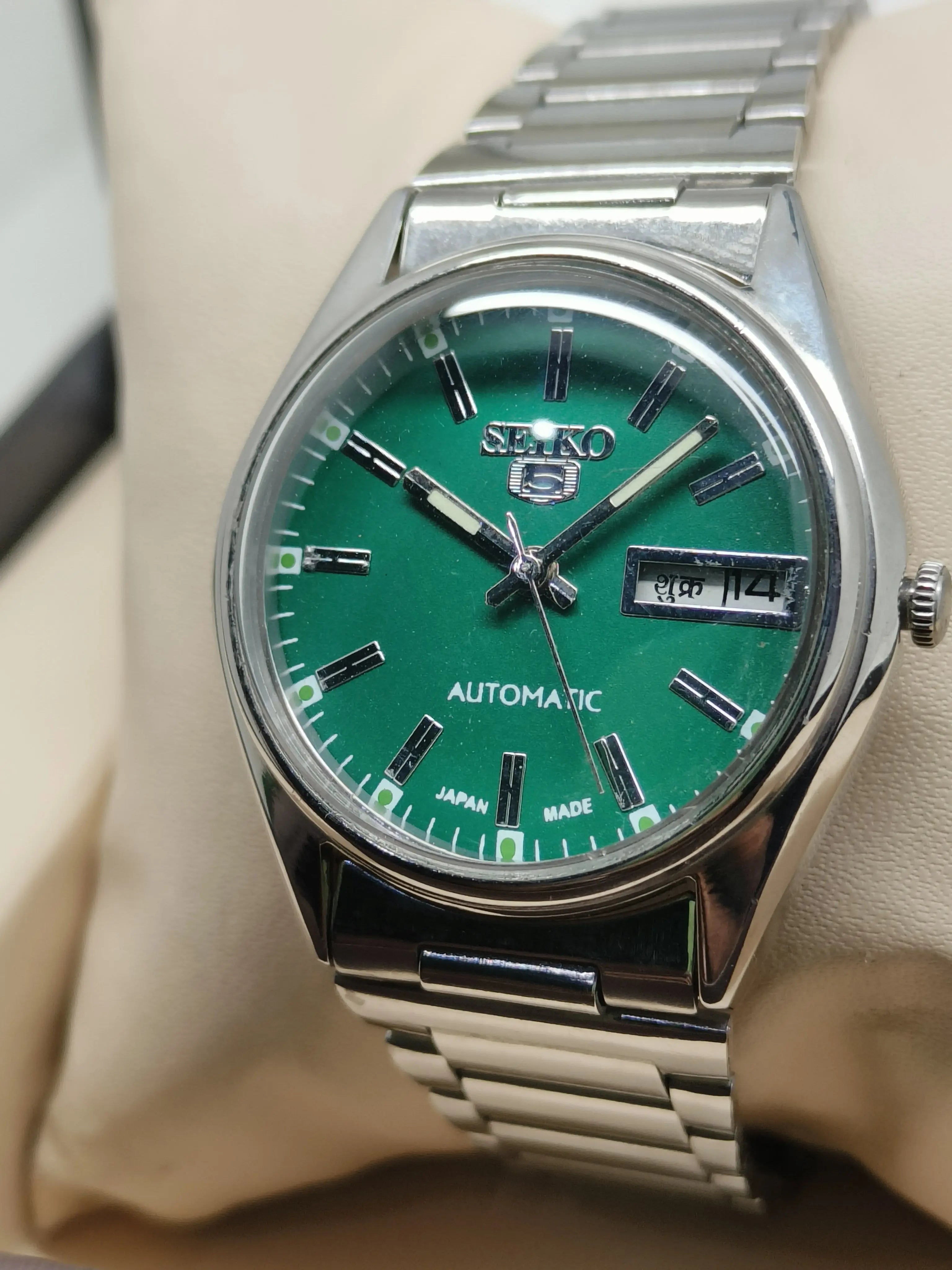 Seiko 5 Vintage 37mm Automatic – Refurbished Classic National Watches