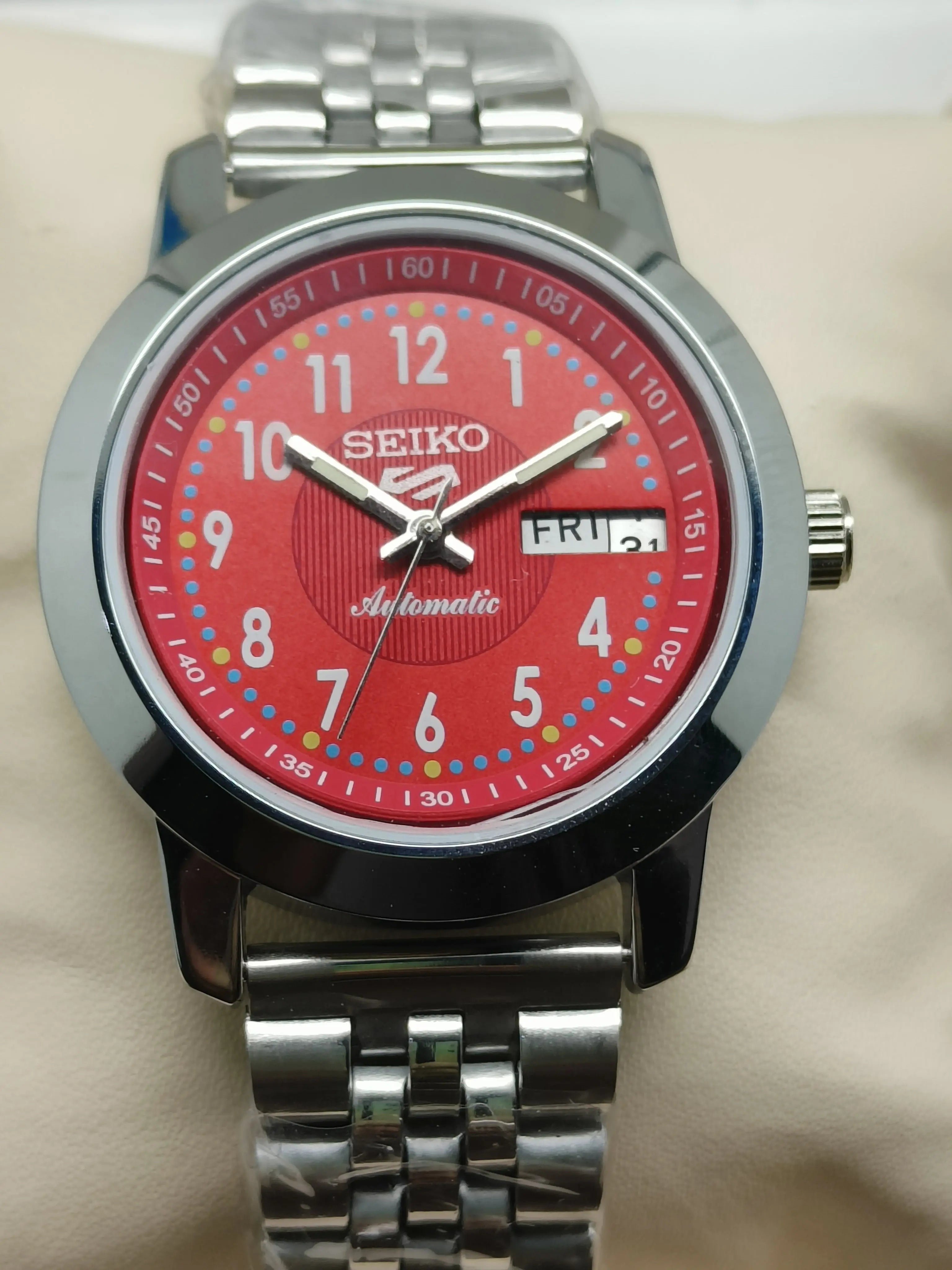 Seiko 5 Vintage Diver Bezel – Refurbished Automatic National Watches