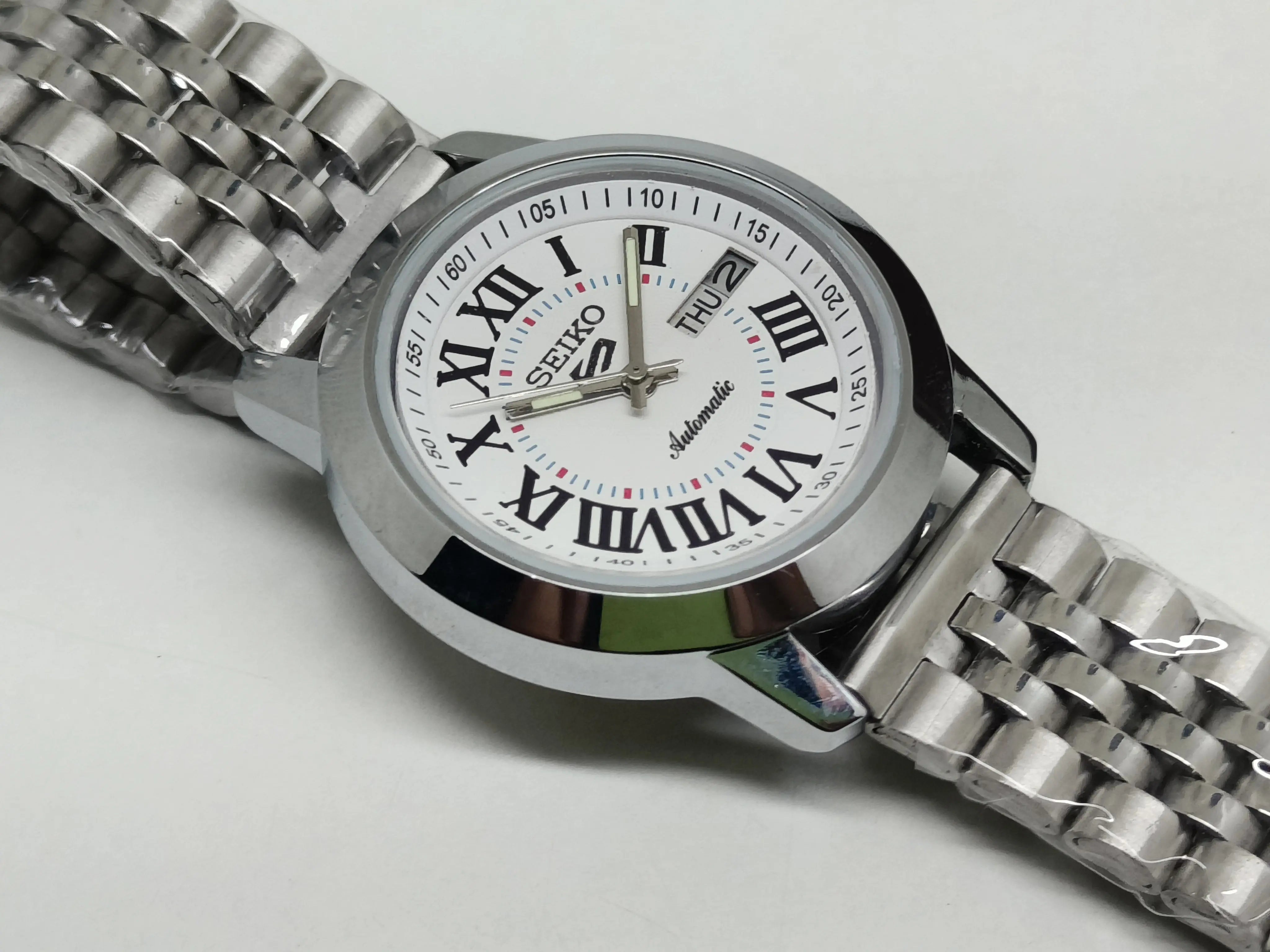 Seiko 5 Vintage Explorer Style – Refurbished Automatic National Watches