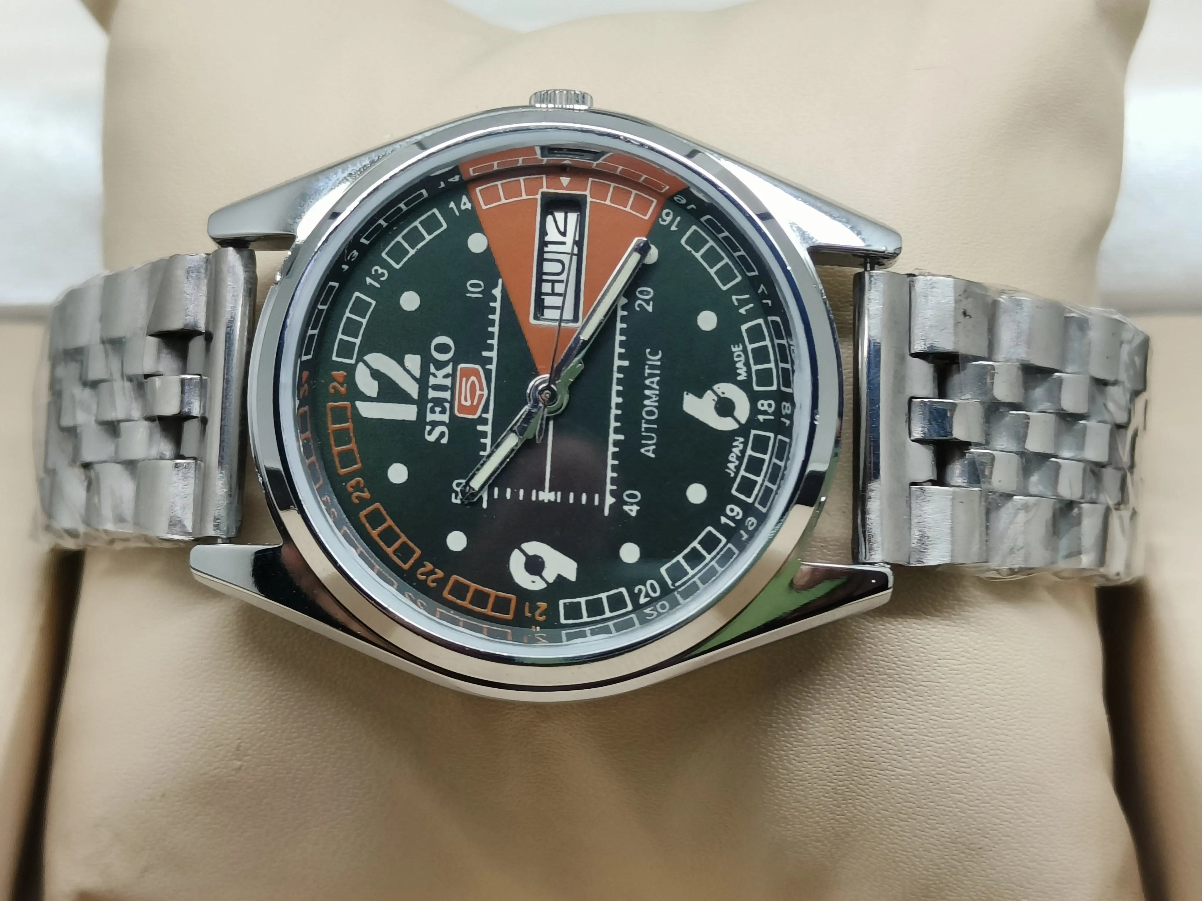 Seiko 5 Vintage Gold Plated – Restored Classic Elegance National Watches