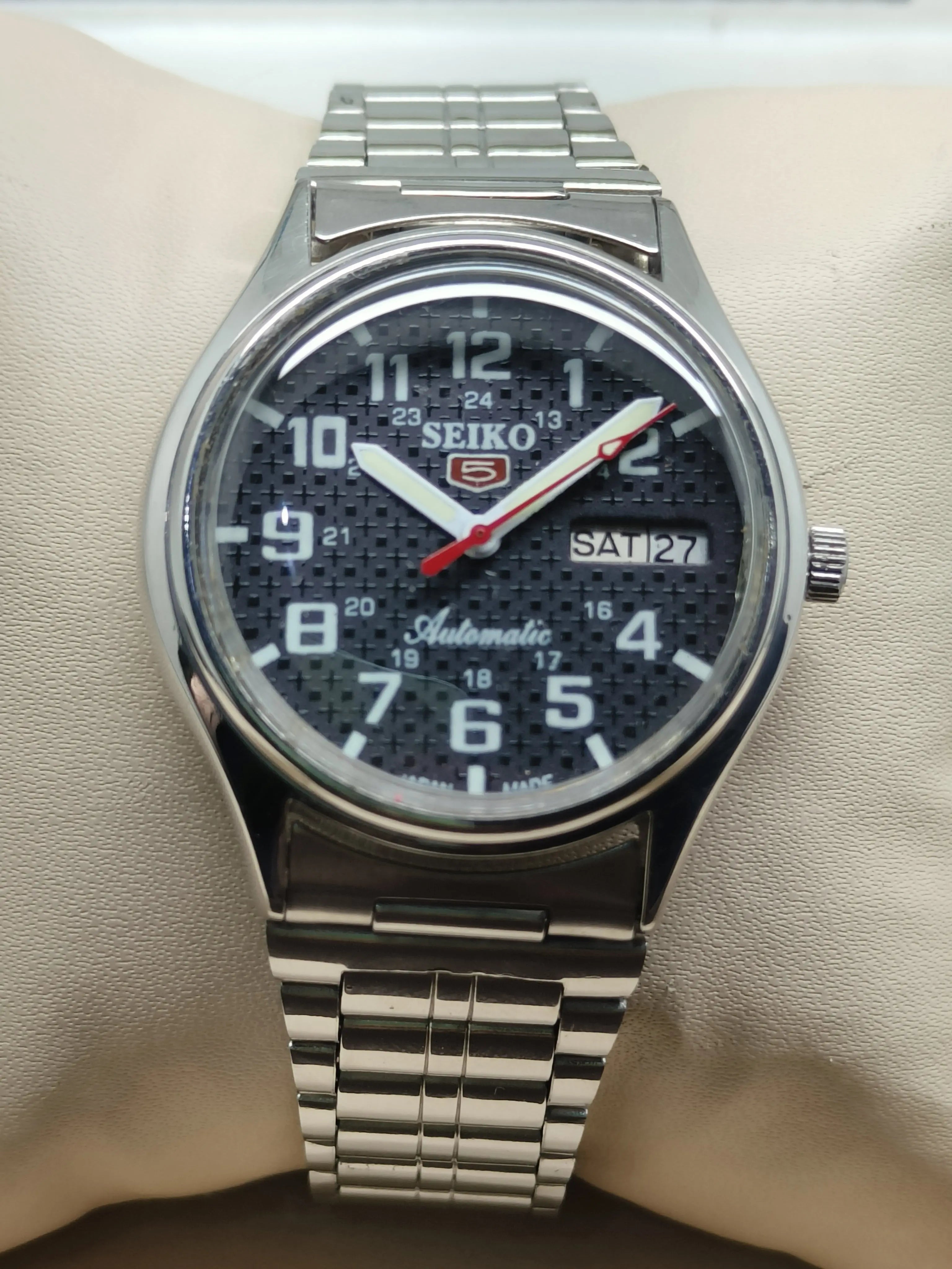 Seiko 5 Vintage Dual Tone – Refurbished Elegant Watch National Watches