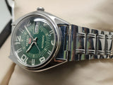 Seiko 5 Vintage Lime Green Dial – Refurbished Bold Style National Watches