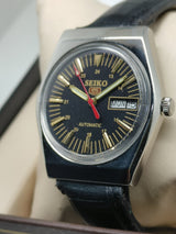 Seiko 5 Vintage Automatic – All Original Parts (Refurbished)