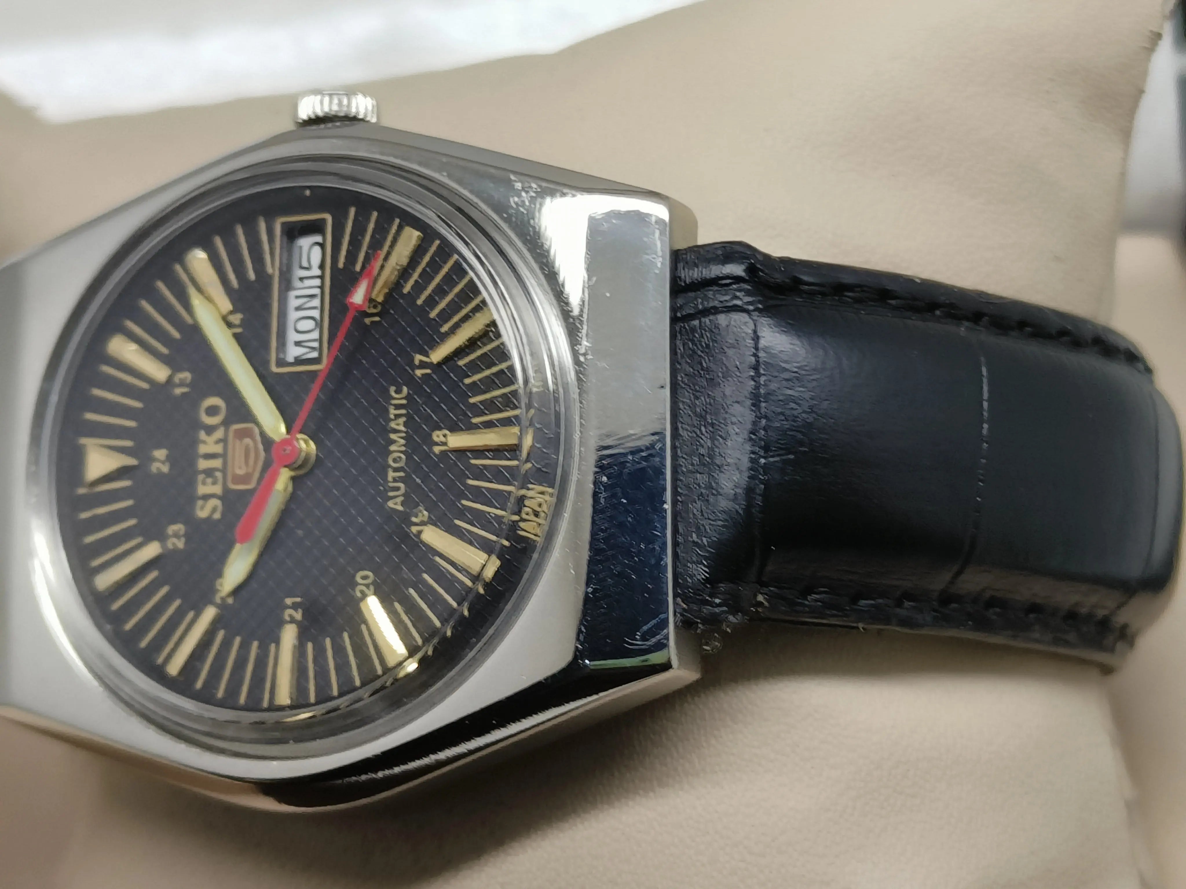 Seiko 5 Vintage Automatic – All Original Parts (Refurbished) National Watches