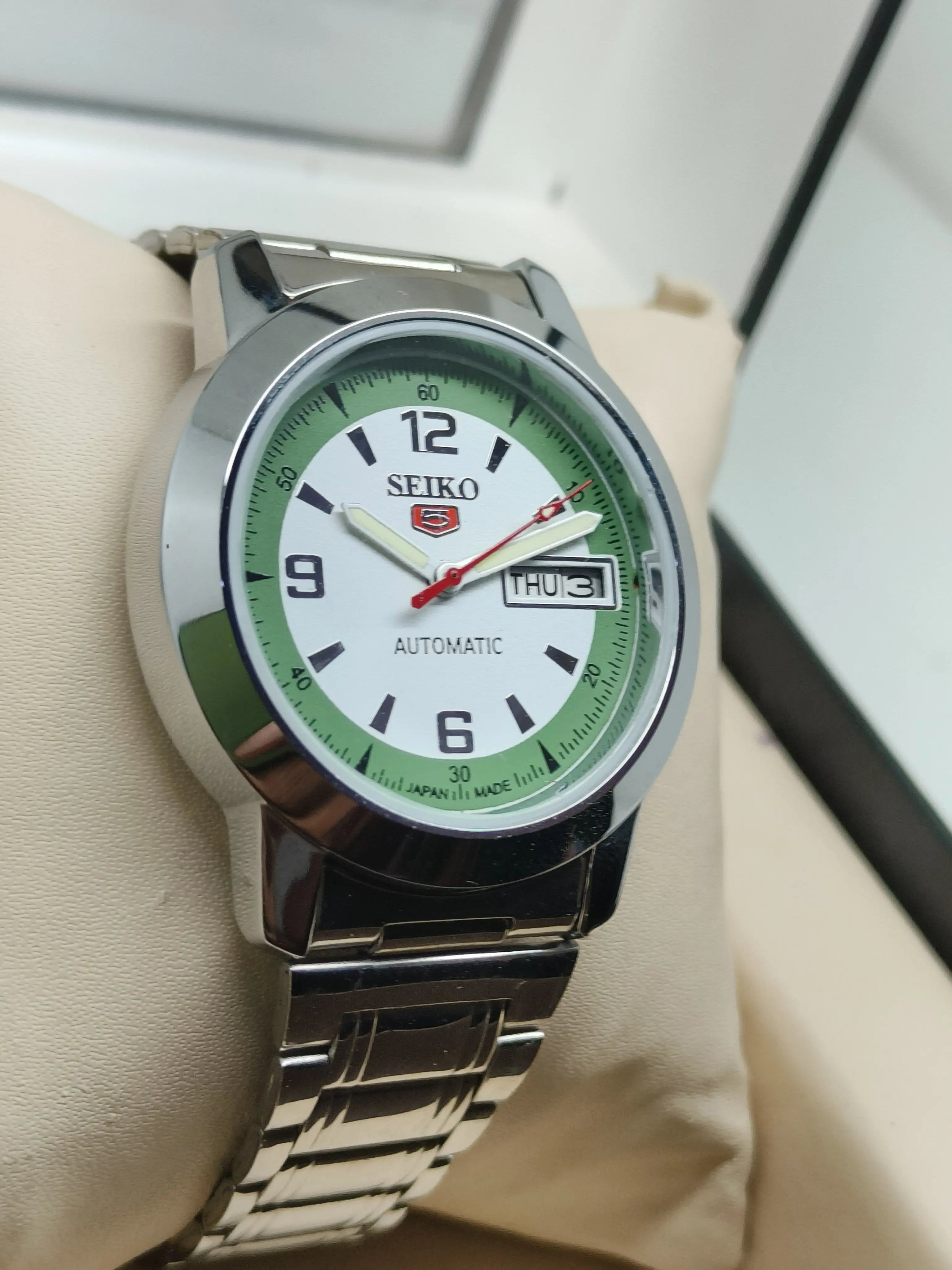 Seiko 5 Vintage Automatic – Rare Find Refurbished National Watches