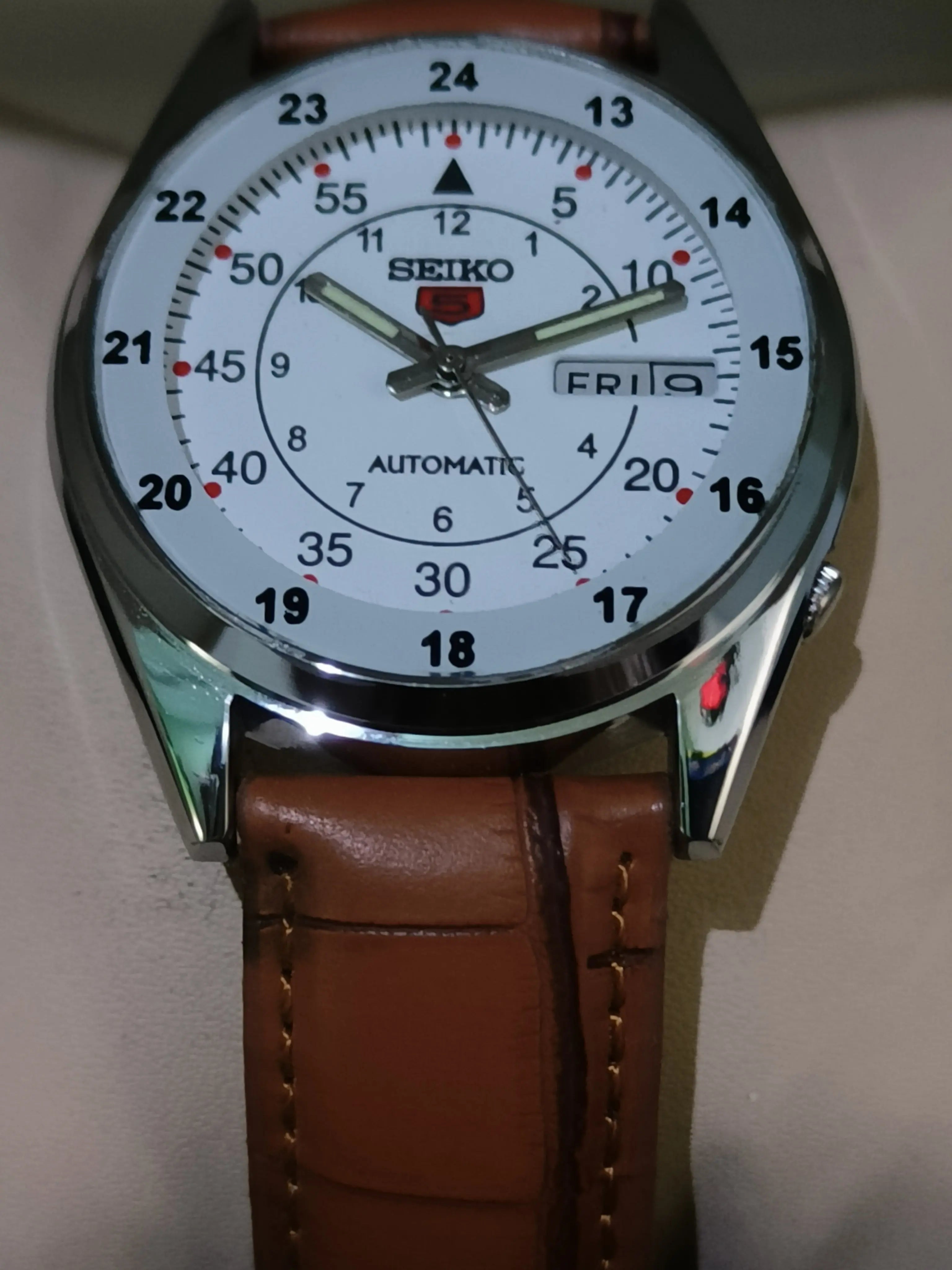 Seiko 5 Vintage Automatic โ Rust Free Movement National Watches
