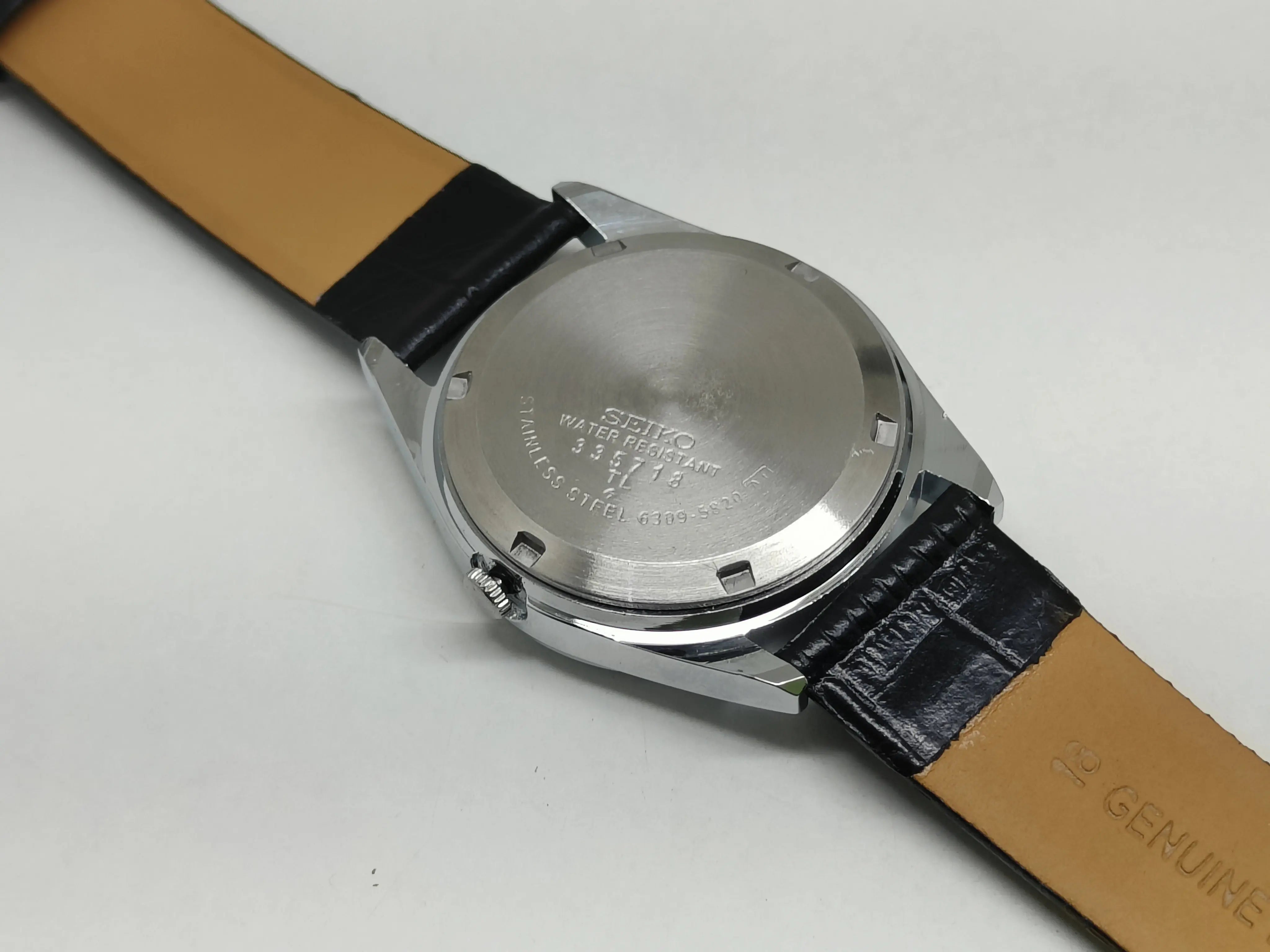 Seiko 5 Vintage Automatic – Rugged & Reliable National Watches