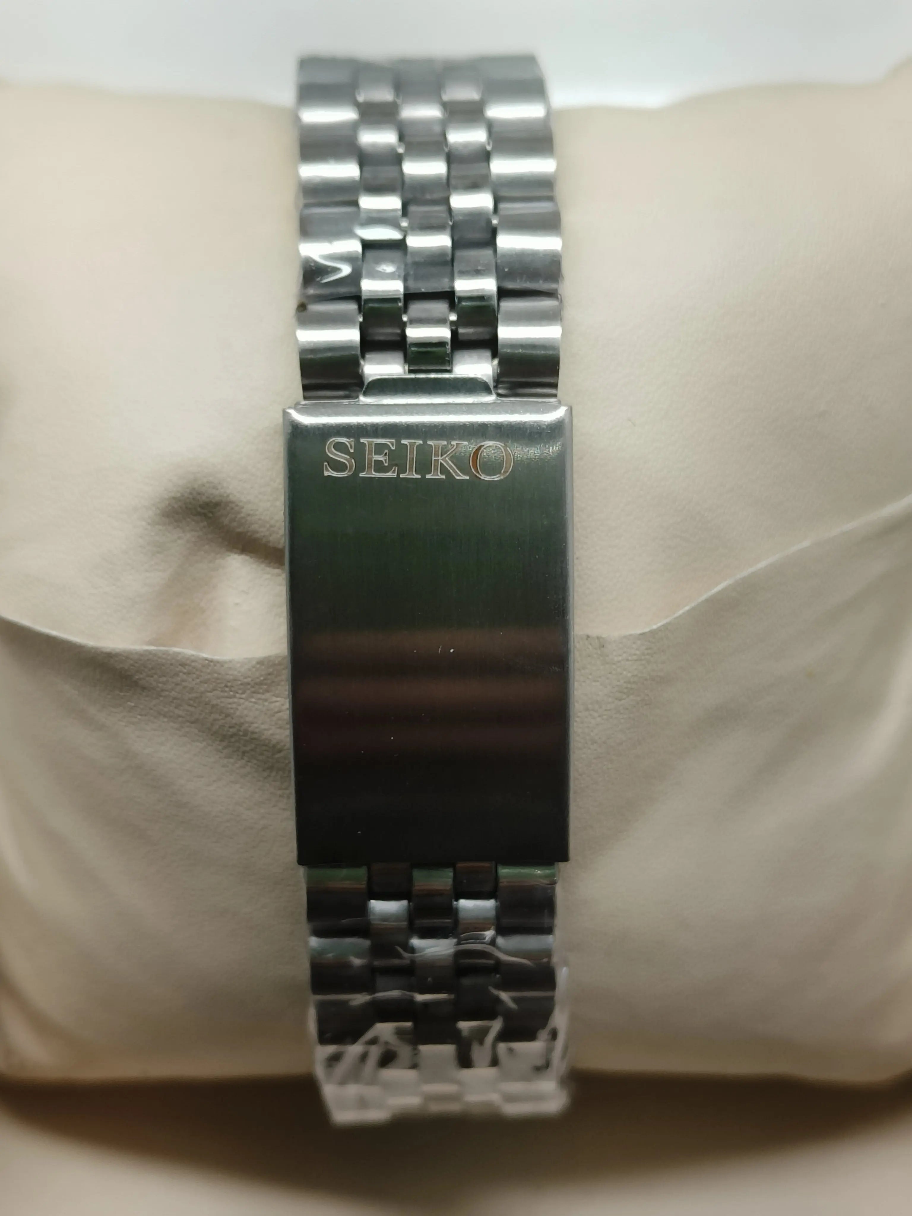 Seiko 5 Vintage Automatic – Adventure Ready National Watches