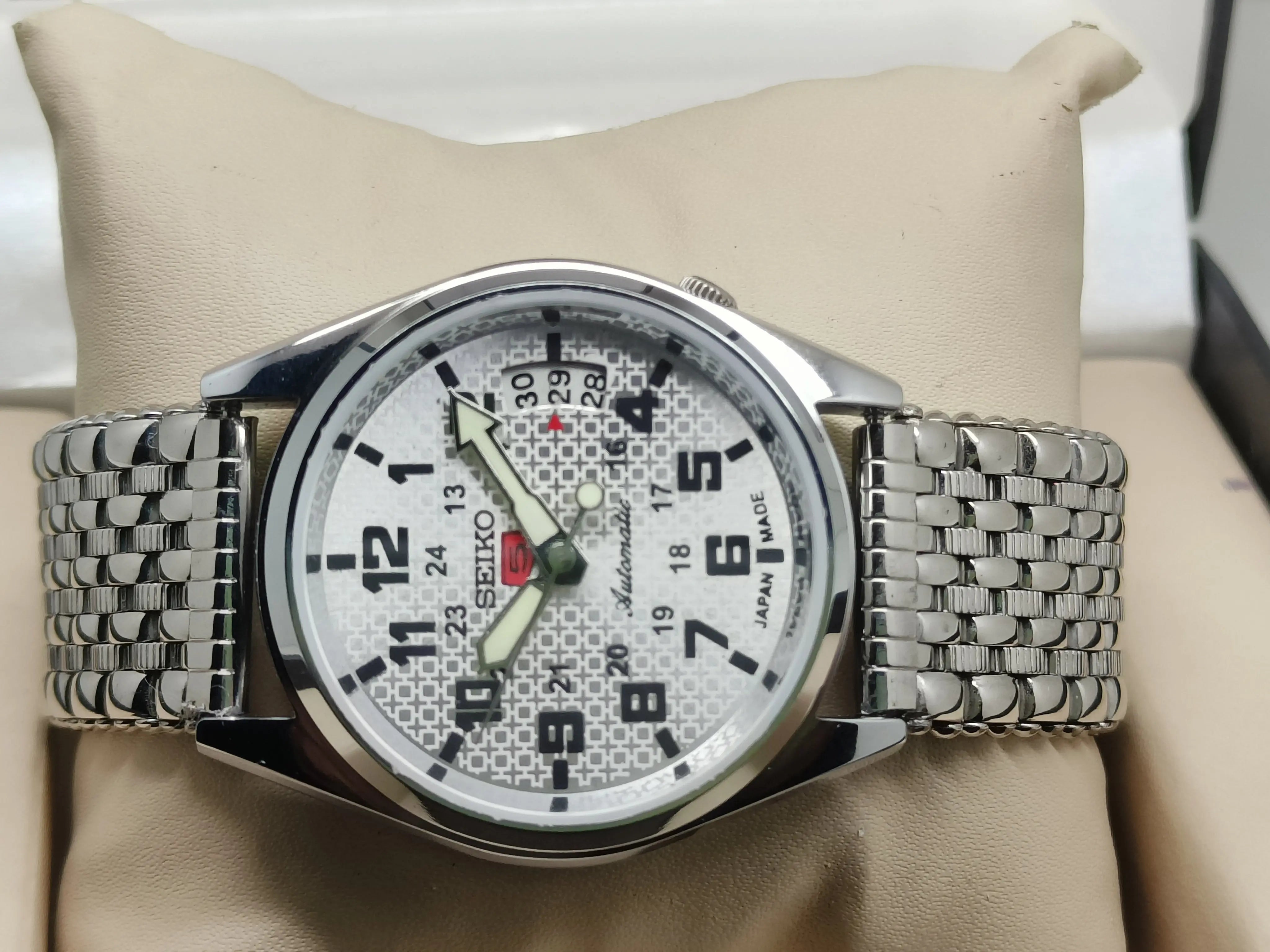 Seiko 5 Vintage Automatic – Collector’s Grade Finish National Watches