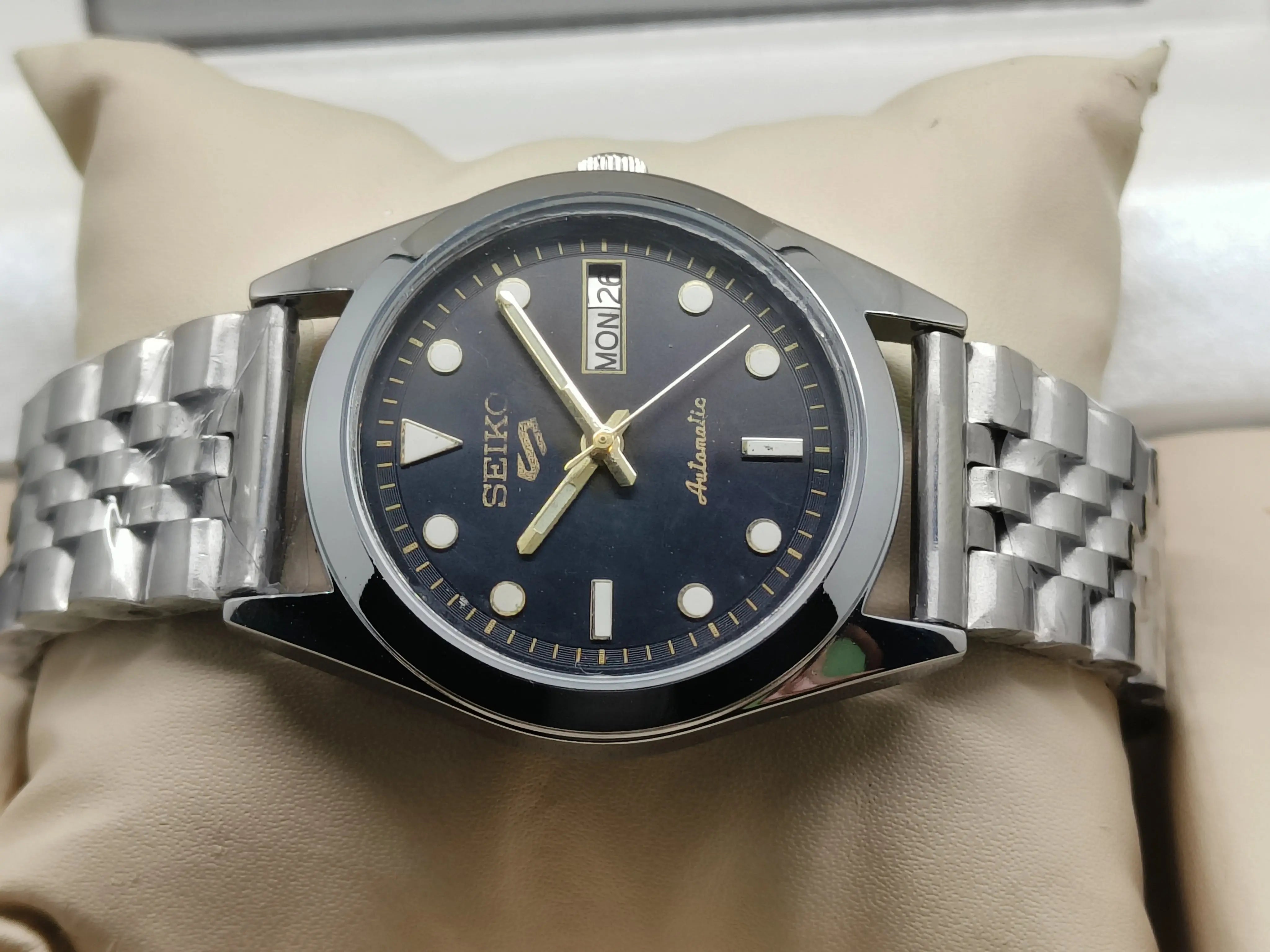 Seiko 5 Vintage Automatic – Rare Bezel Insert National Watches