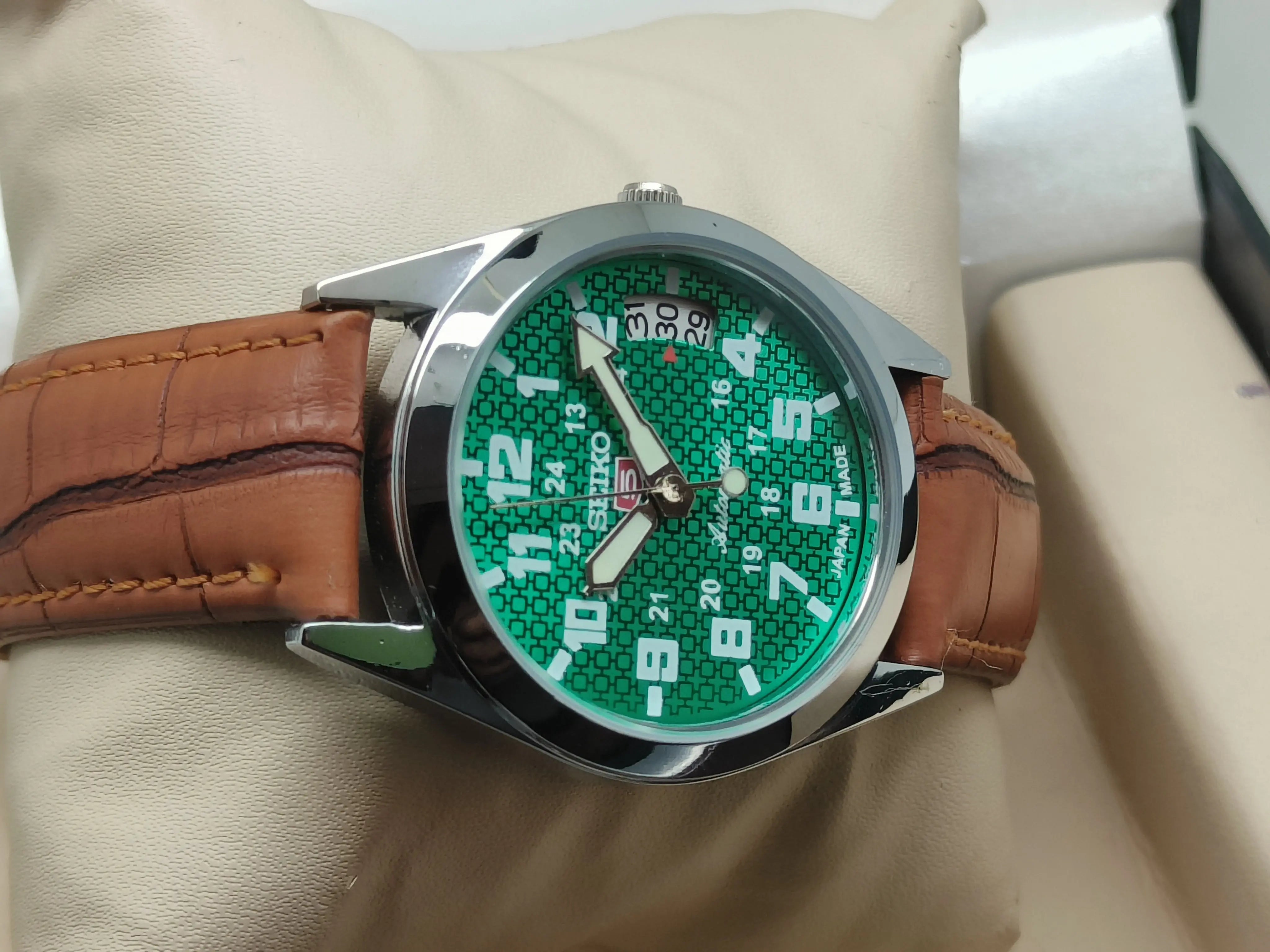 Seiko 5 Vintage Automatic – Inspired by Heritage National Watches