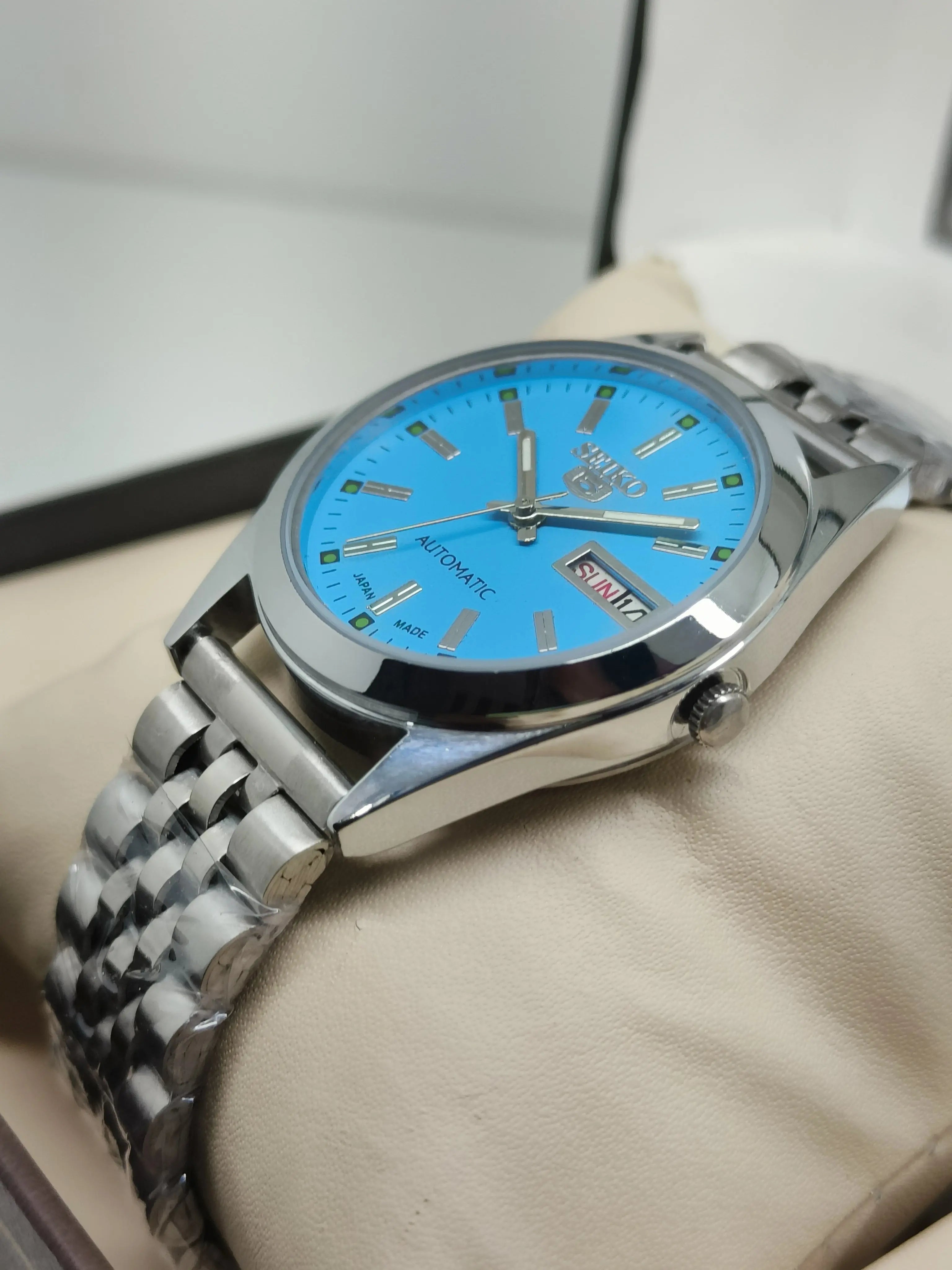 Seiko 5 Vintage Automatic – Repaired Movement National Watches