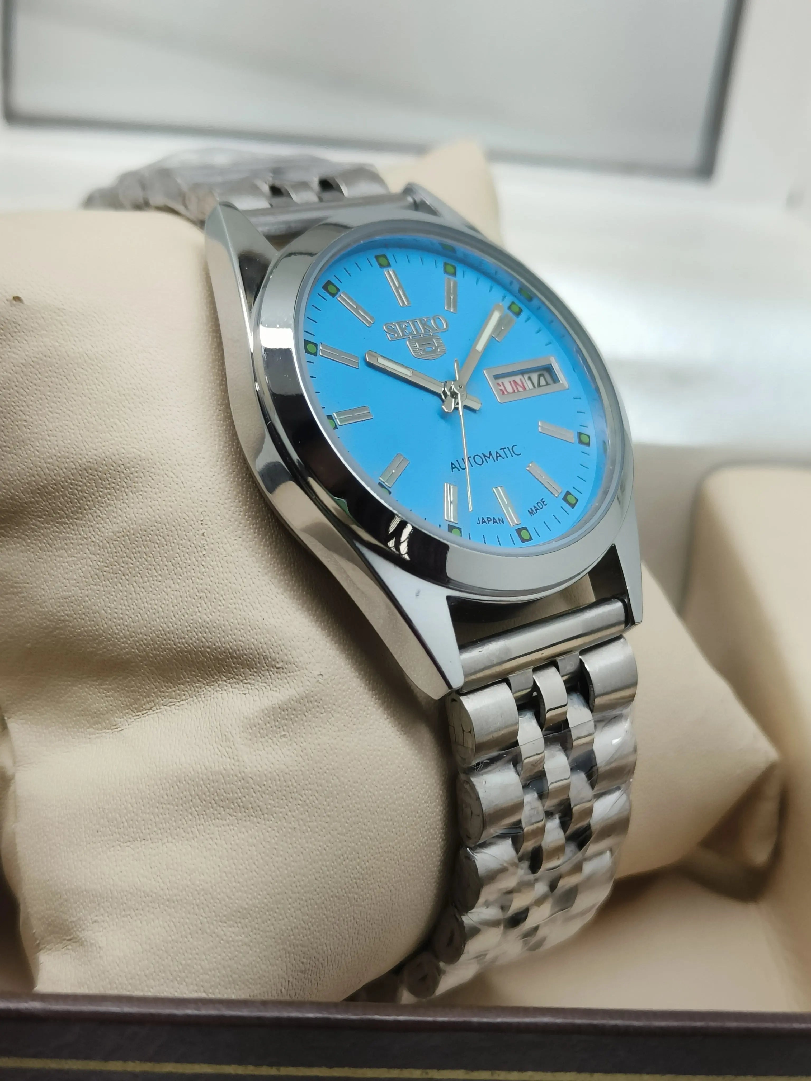 Seiko 5 Vintage Automatic – Repaired Movement National Watches