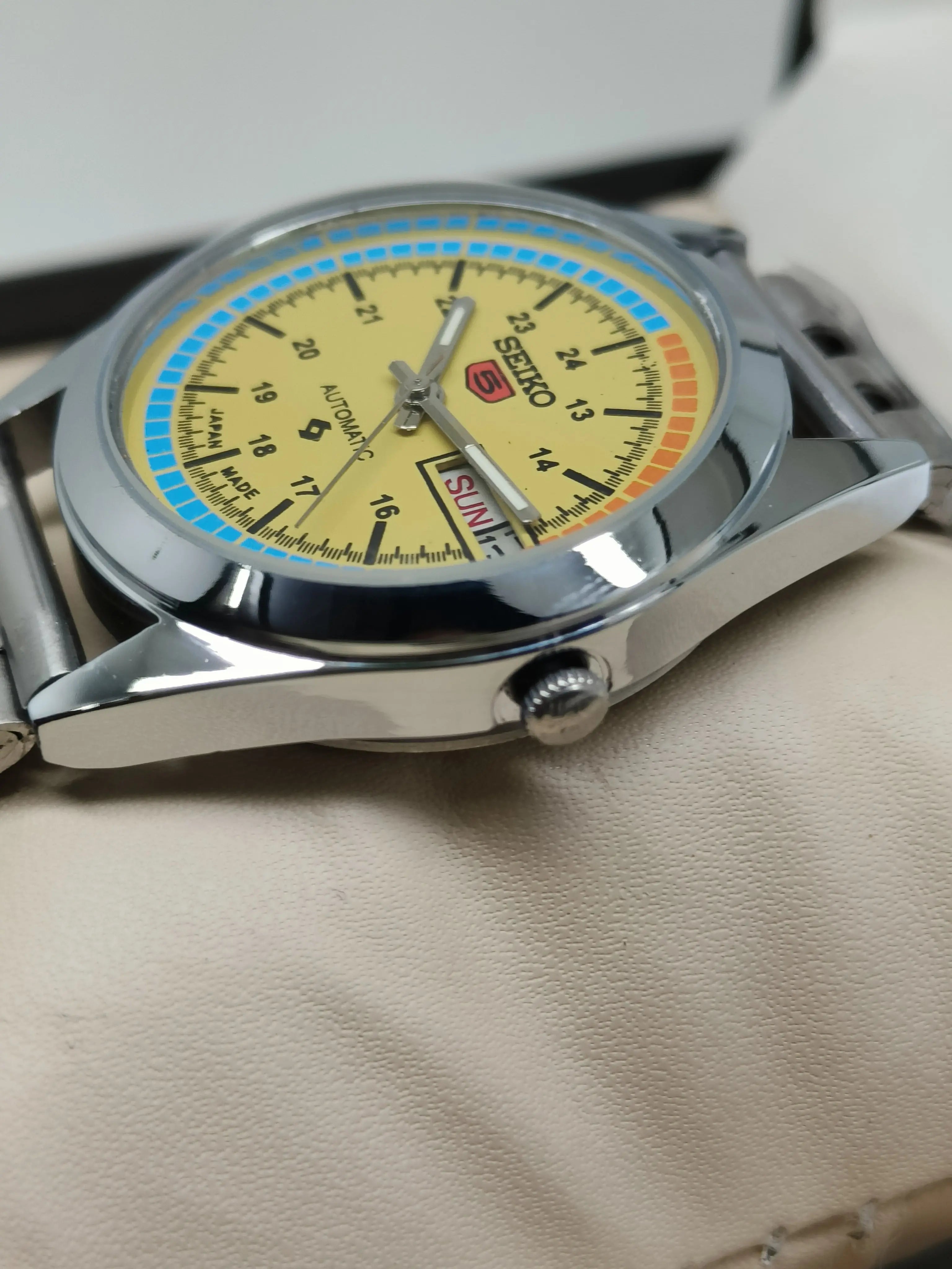 Seiko 5 Vintage Automatic – Guaranteed for 90 Days Warranty National Watches