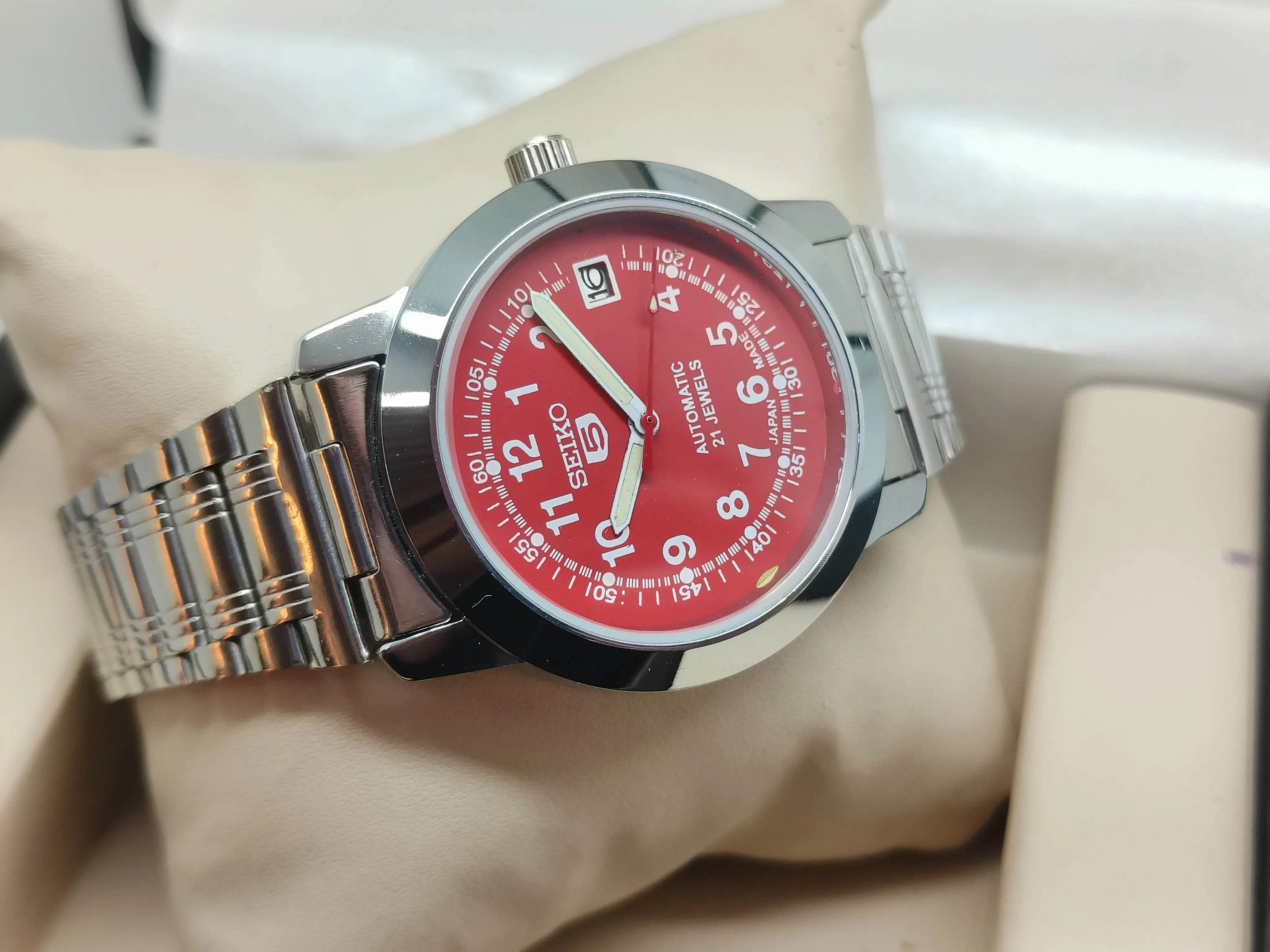 Japanese Seiko 5 Vintage – Refurbished Original Movement National Watches
