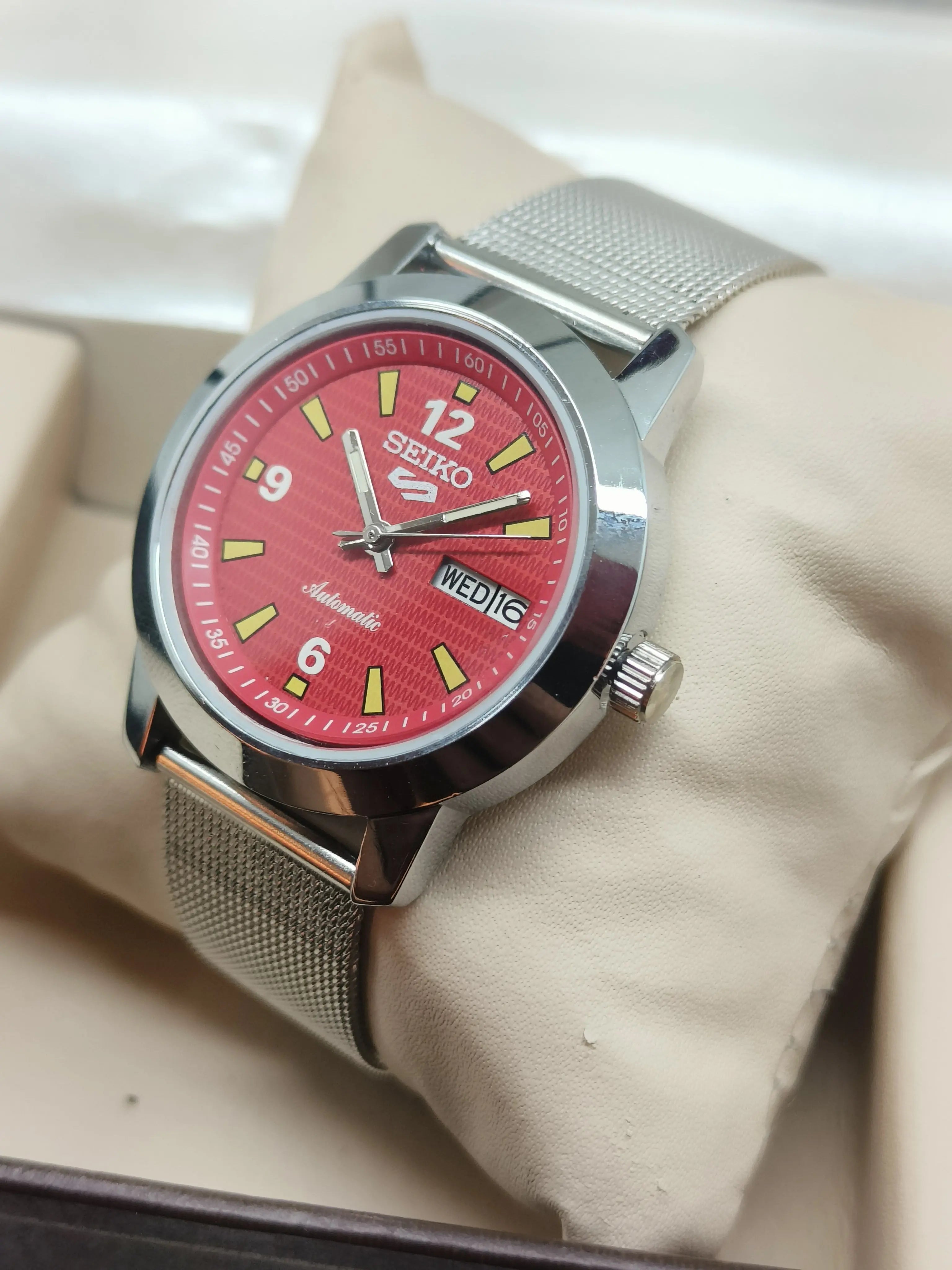 Seiko 5 Refurbished 70s Automatic – Classic Vintage Look National Watches