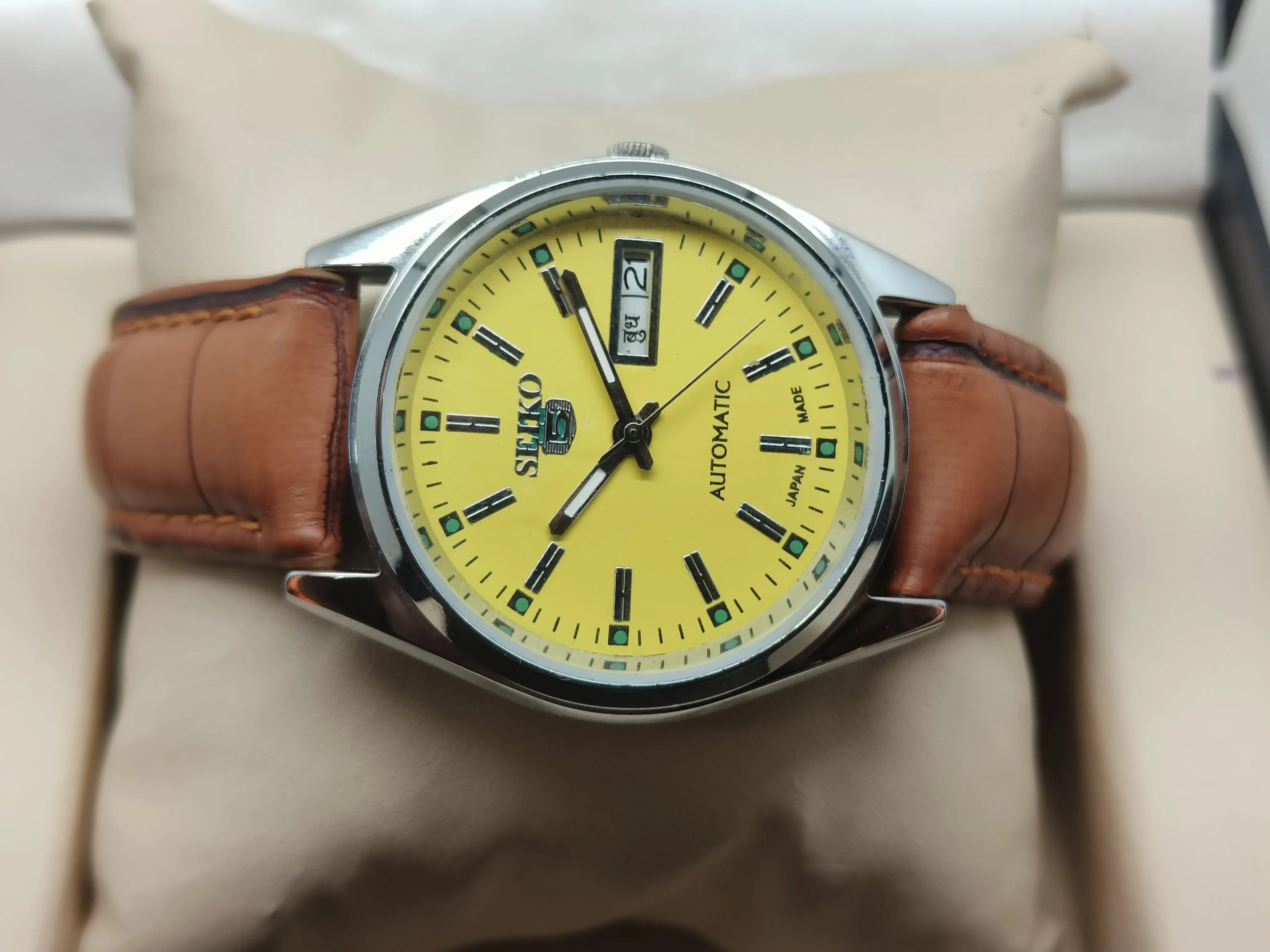 Authentic Seiko 5 Vintage – Refurbished Mechanical Watch National Watches