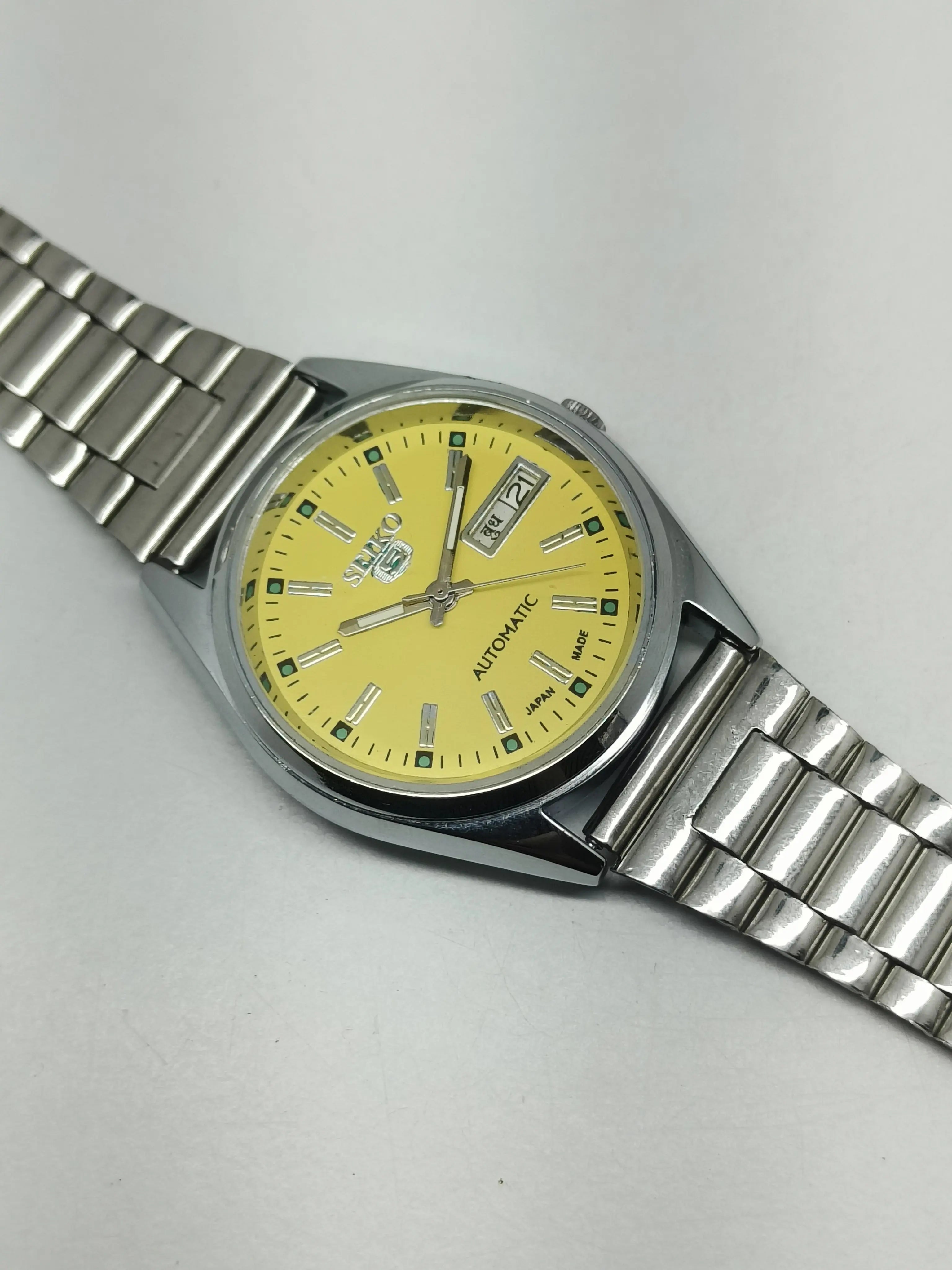 Seiko 5 Vintage Men’s Watch – Refurbished & Ready to Wear National Watches