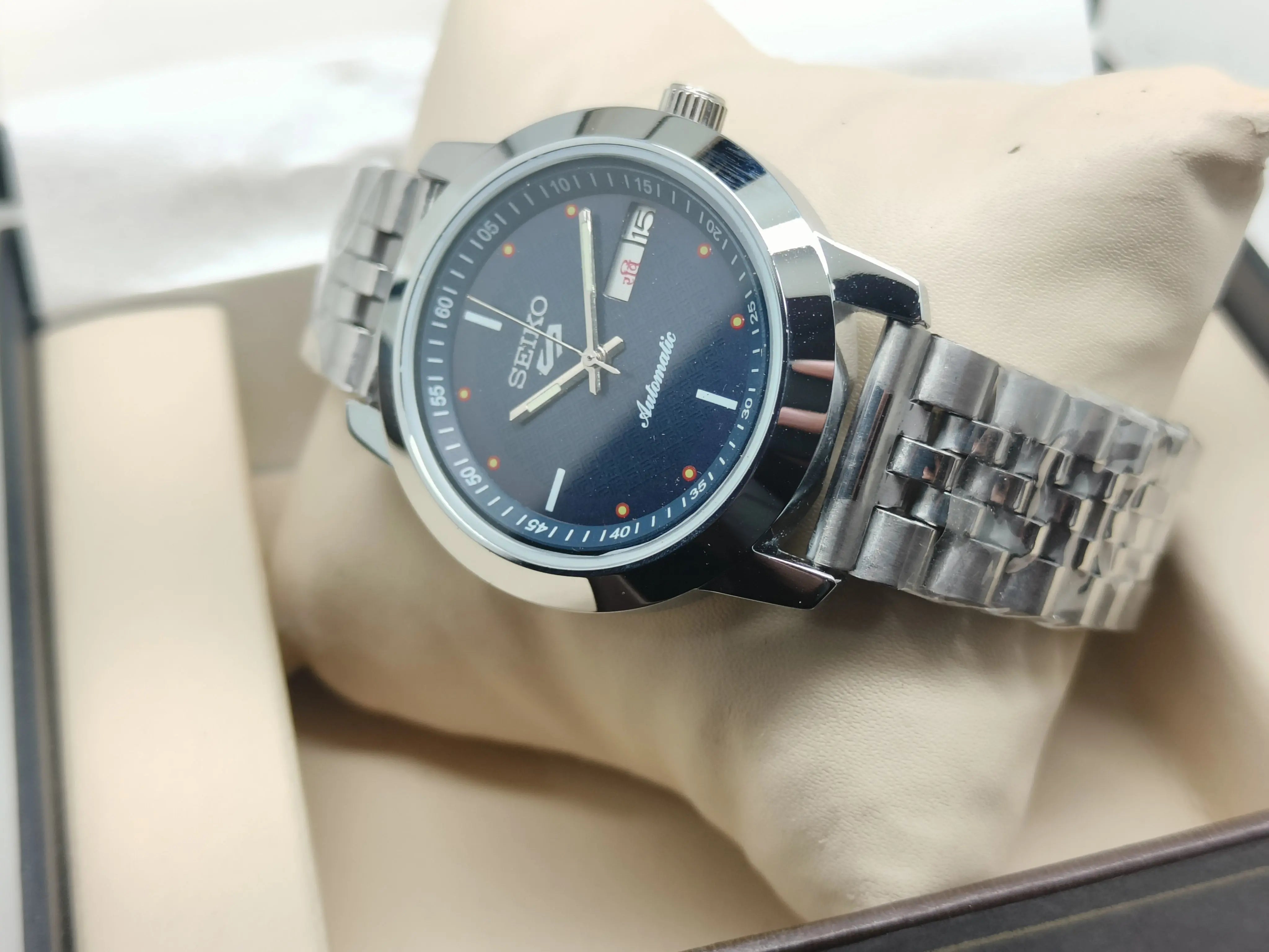 Seiko 5 Vintage Pilot Style – Restored Classic Watch National Watches