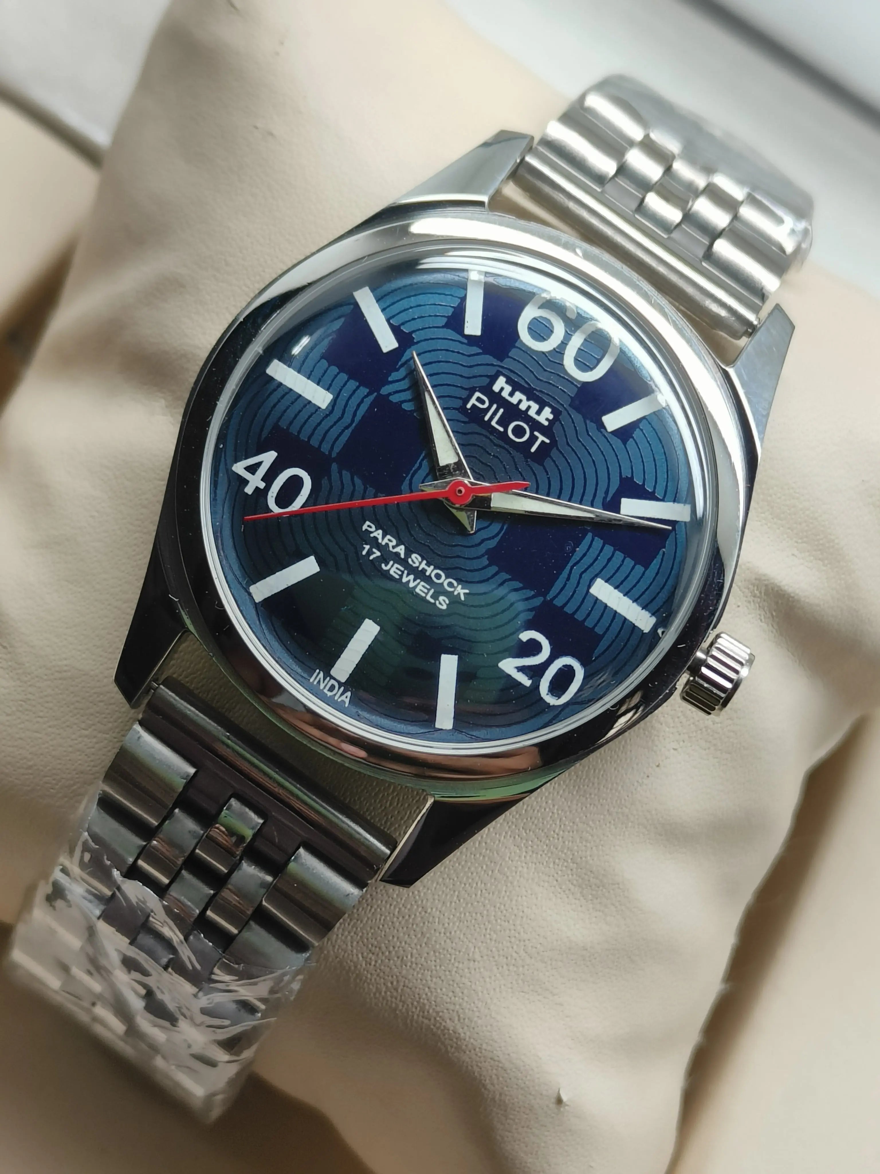 HMT Mechanical Vintage Watch – Refurbished Classic | Original Hand-Winding Timepiece National Watches