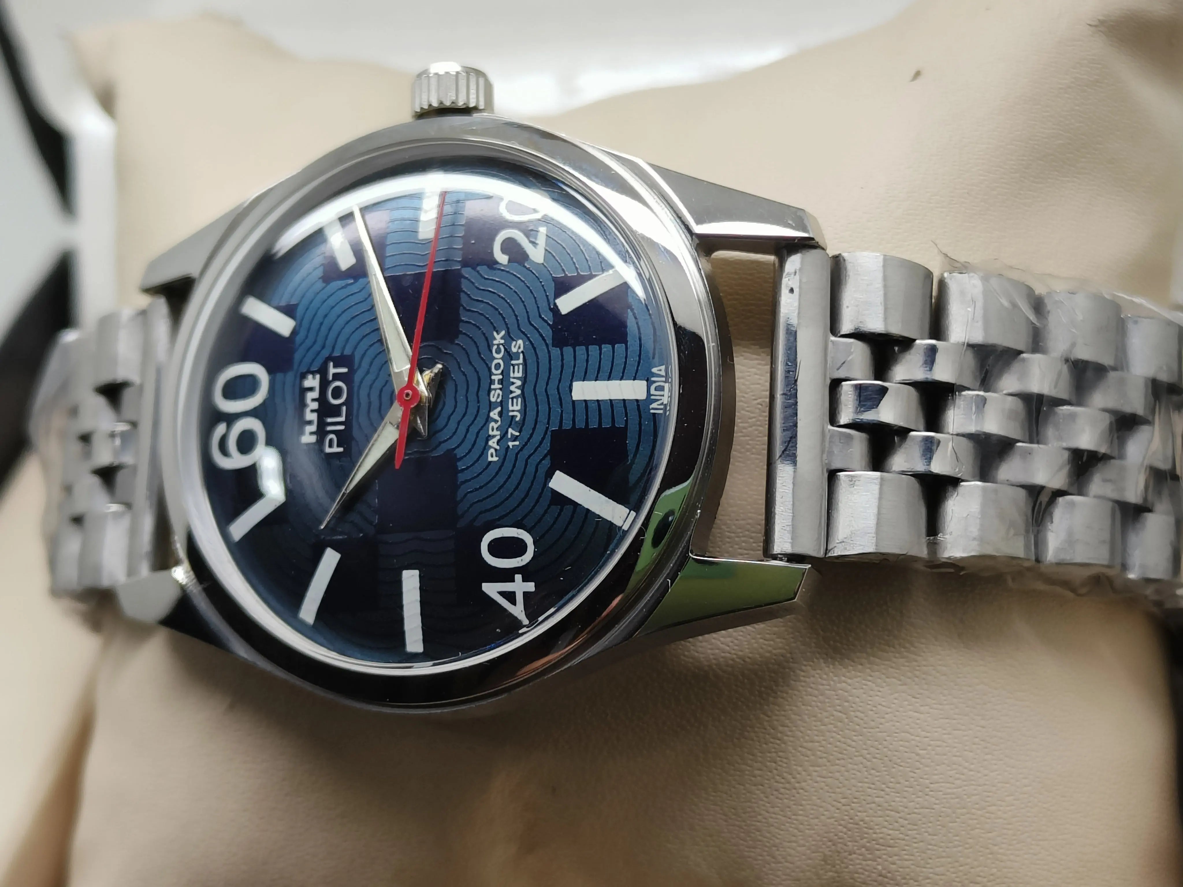HMT Mechanical Vintage Watch – Refurbished Classic | Original Hand-Winding Timepiece National Watches