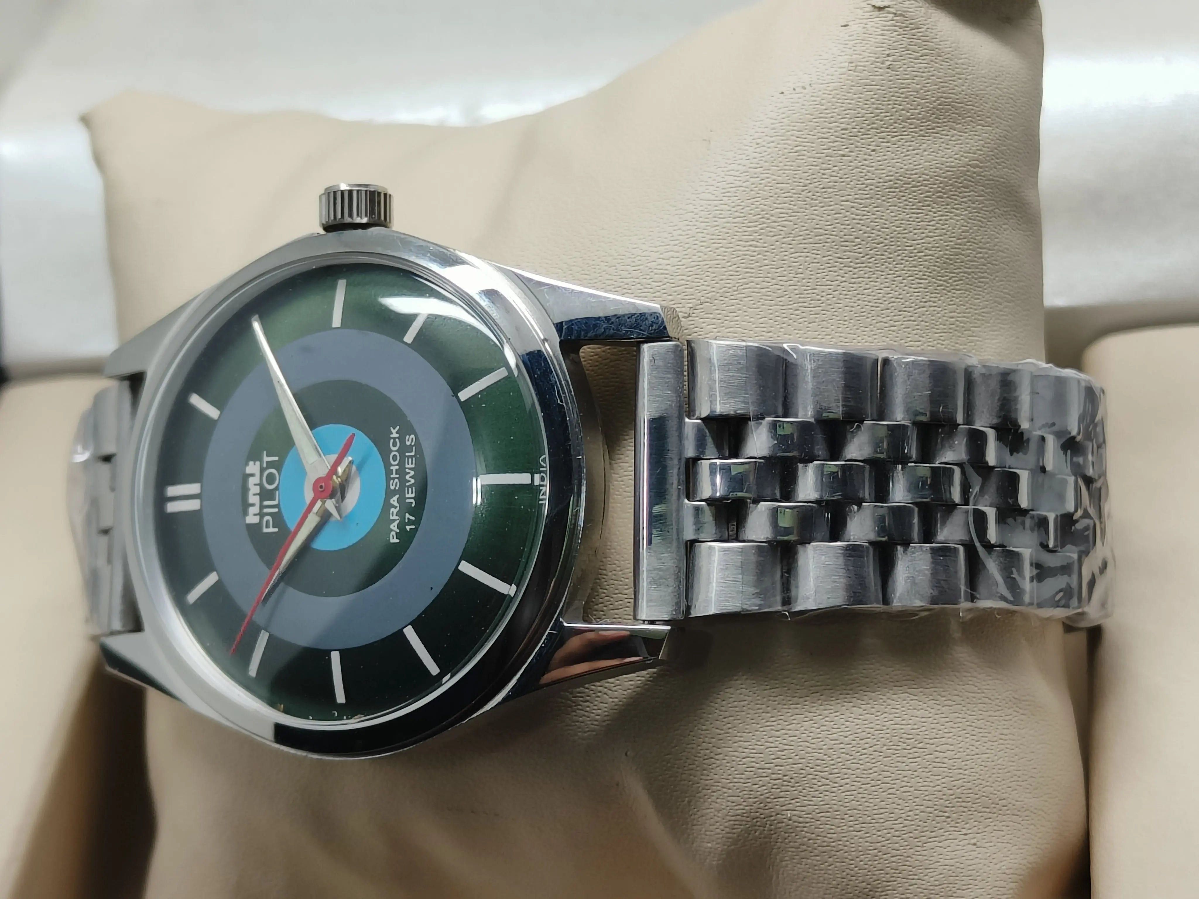 HMT Mechanical Vintage Watch – Refurbished Classic | Original Hand-Winding Timepiece National Watches