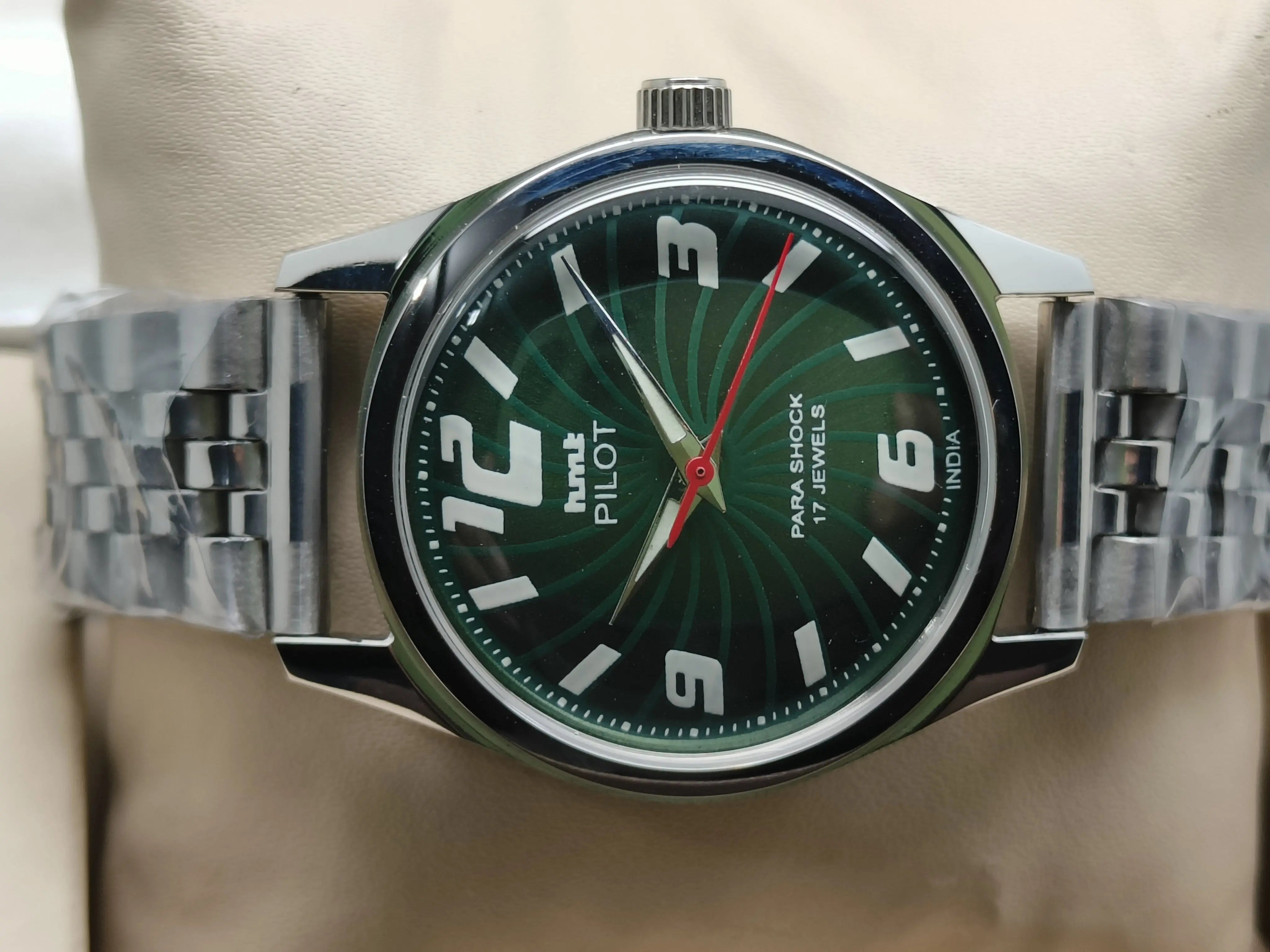 HMT Mechanical Vintage Watch – Refurbished Classic | Original Hand-Winding Timepiece National Watches