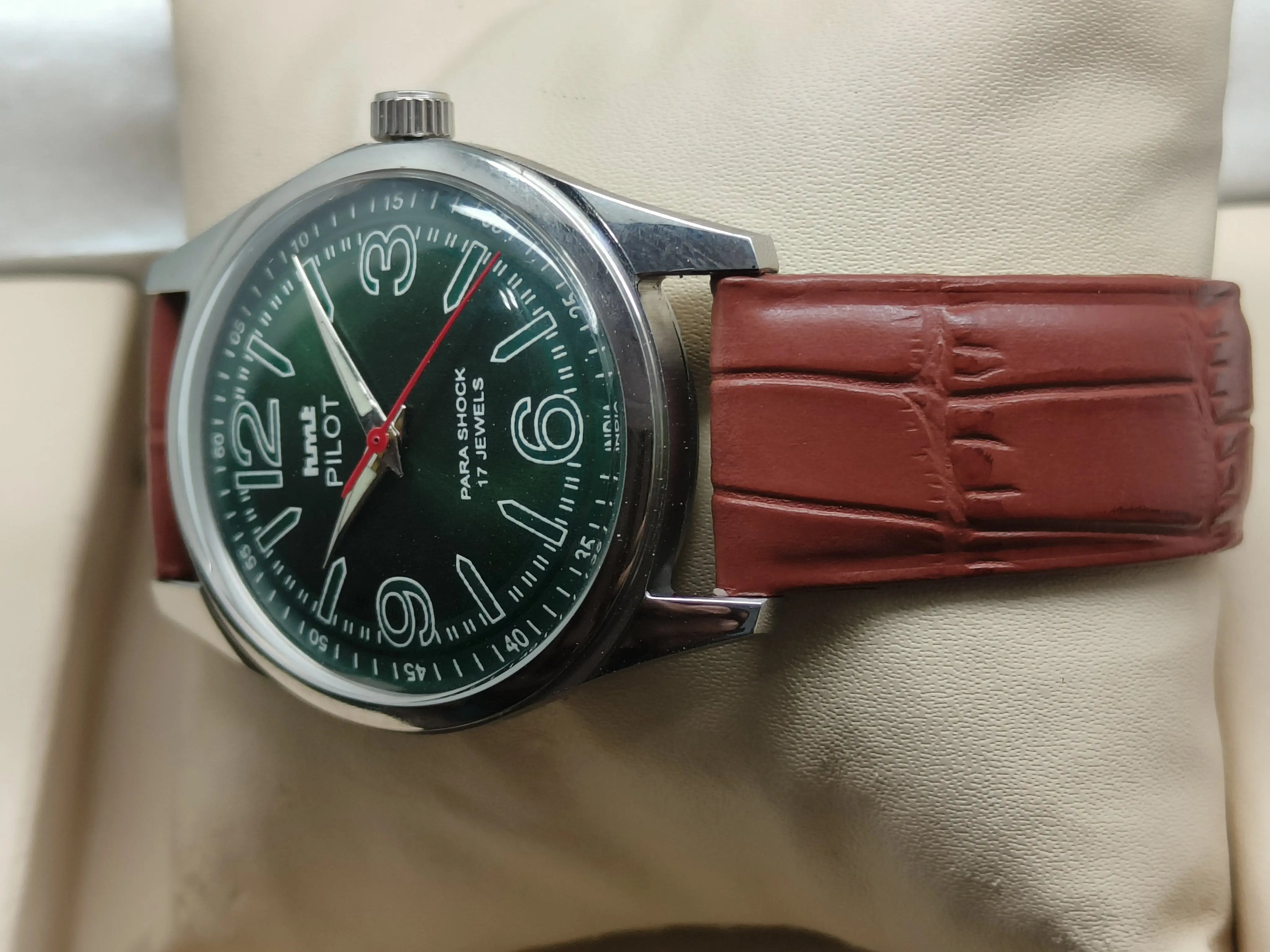 HMT Mechanical Vintage Watch – Refurbished Classic | Original Hand-Winding Timepiece National Watches