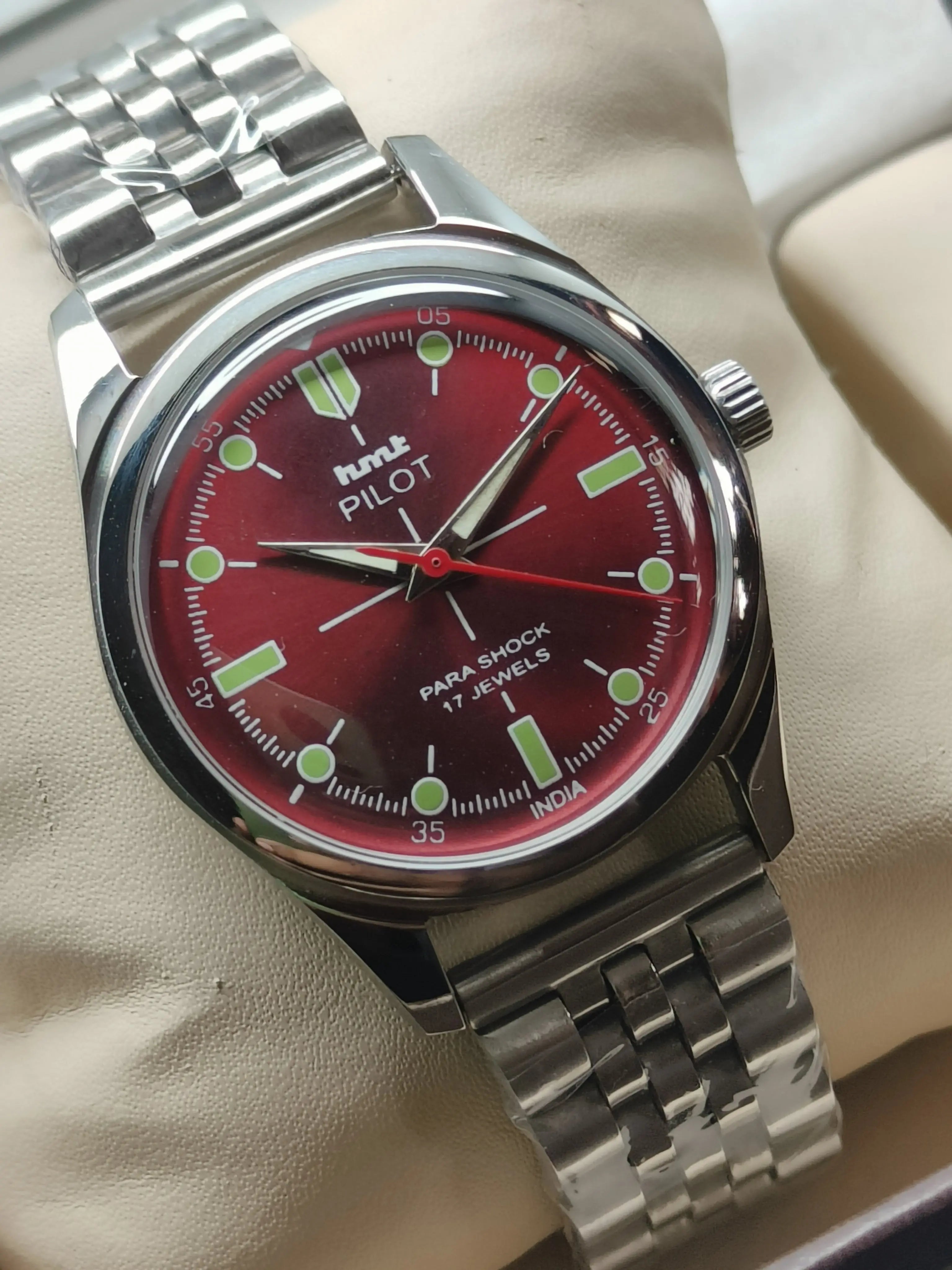 HMT Mechanical Vintage Watch – Refurbished Classic | Original Hand-Winding Timepiece National Watches