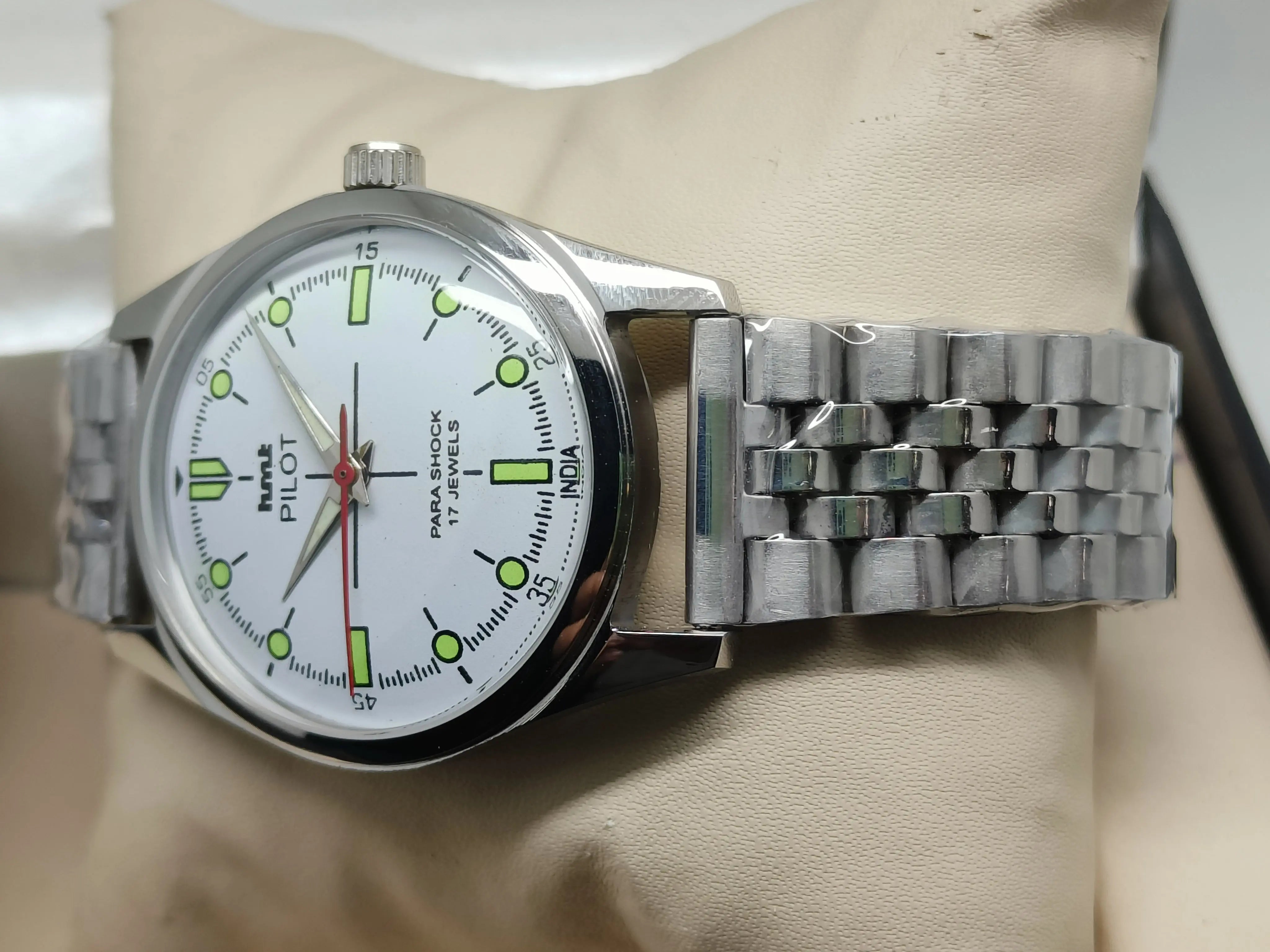 HMT Mechanical Vintage Watch – Refurbished Classic | Original Hand-Winding Timepiece National Watches