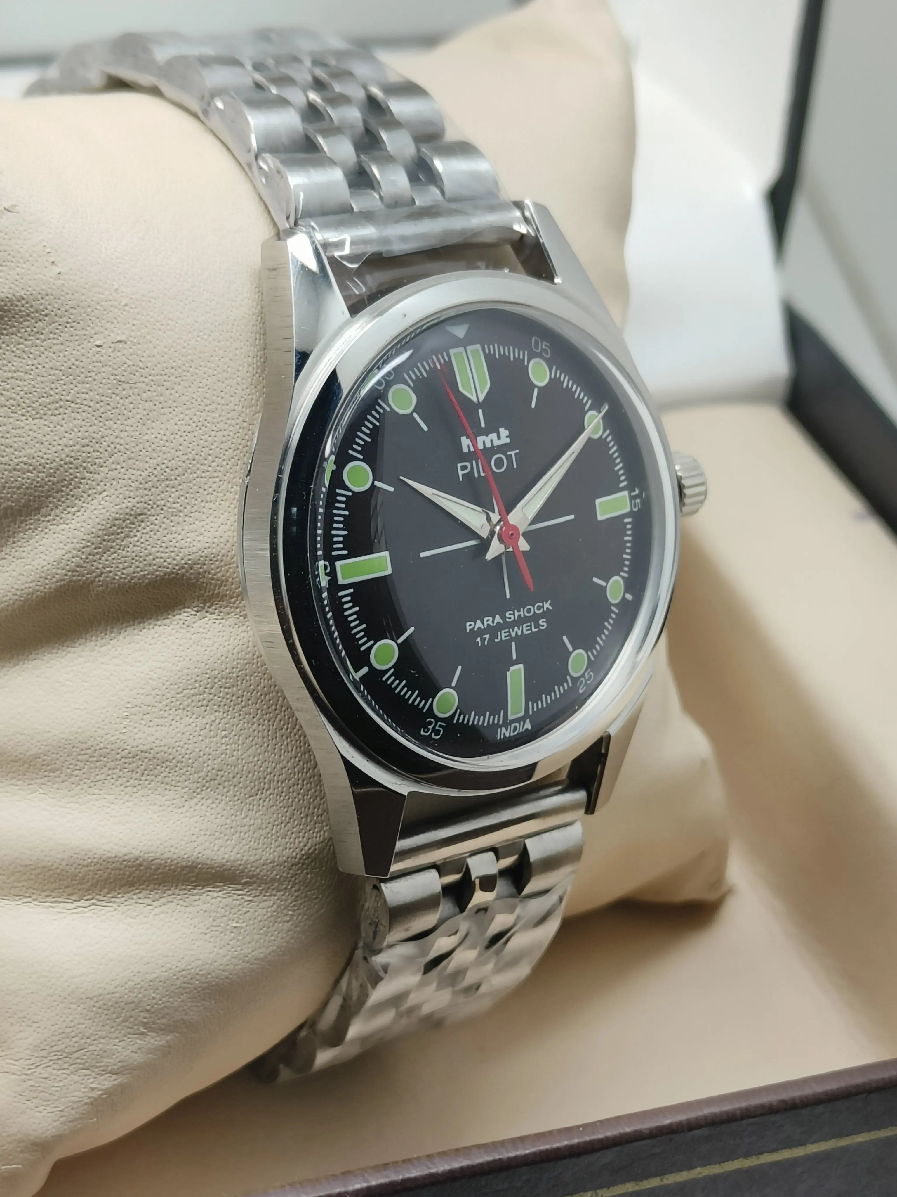 HMT Mechanical Vintage Watch – Refurbished Classic | Original Hand-Winding Timepiece National Watches