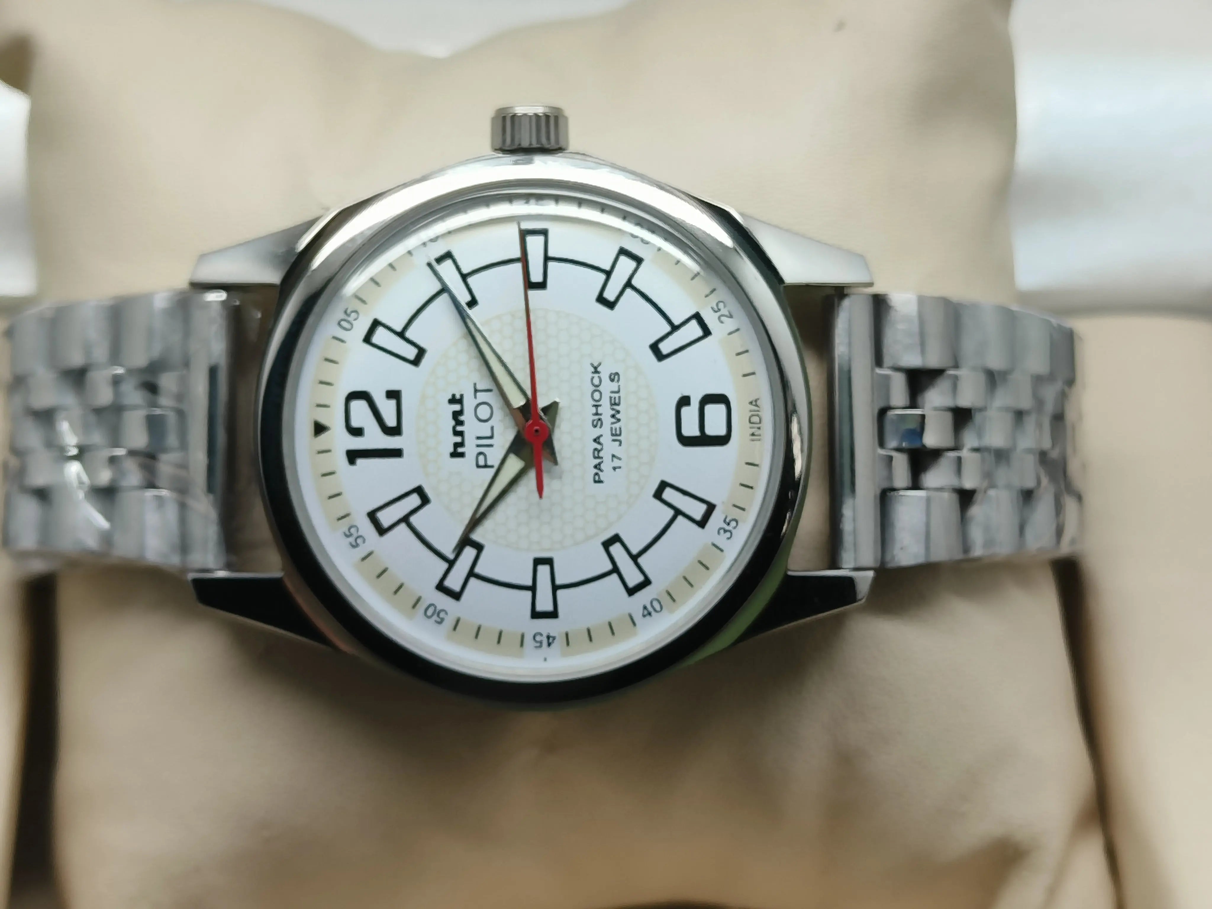 HMT Mechanical Vintage Watch – Refurbished Classic | Original Hand-Winding Timepiece National Watches