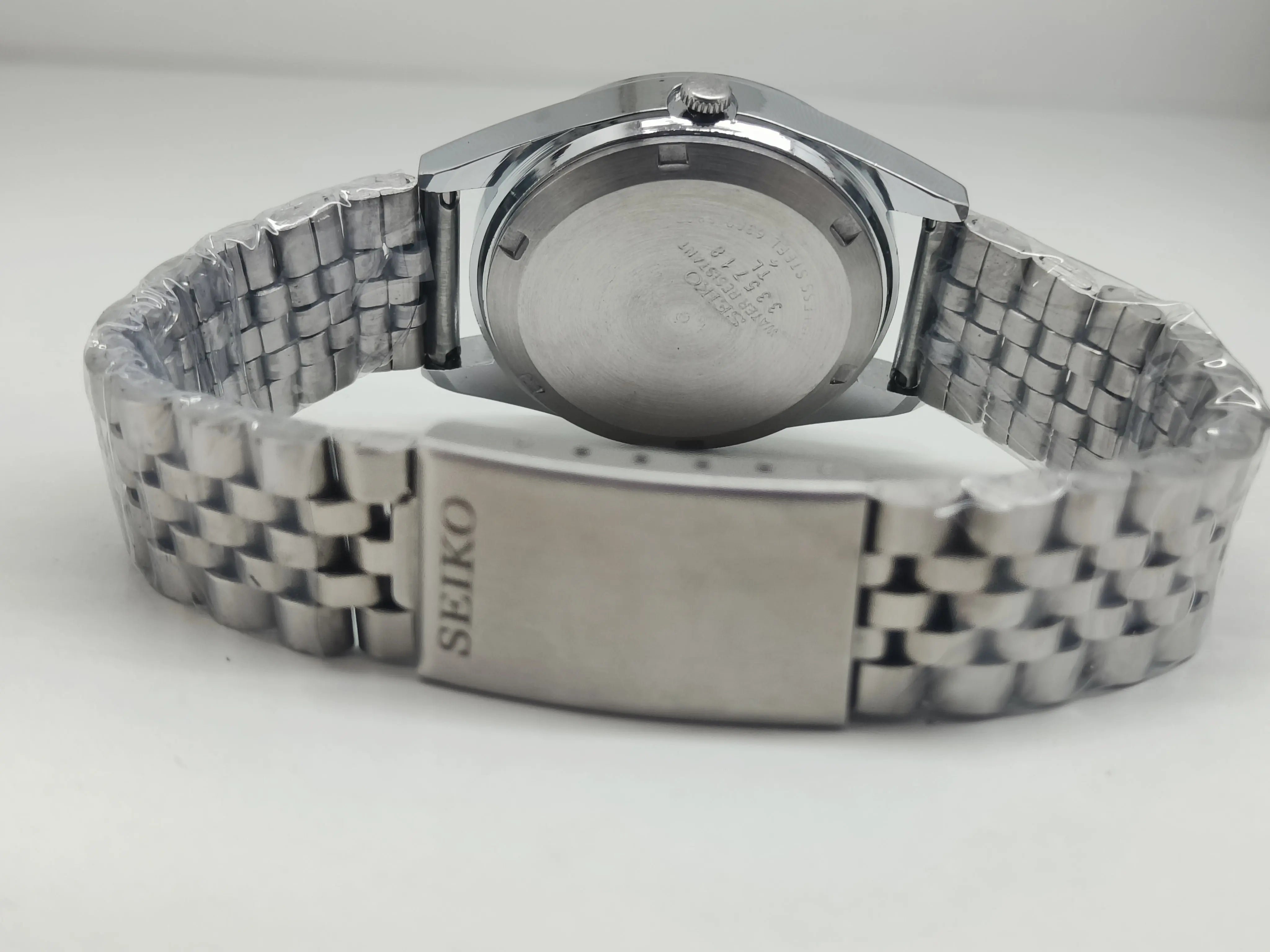 Seiko 5 Vintage Sports Automatic – Refurbished Piece National Watches
