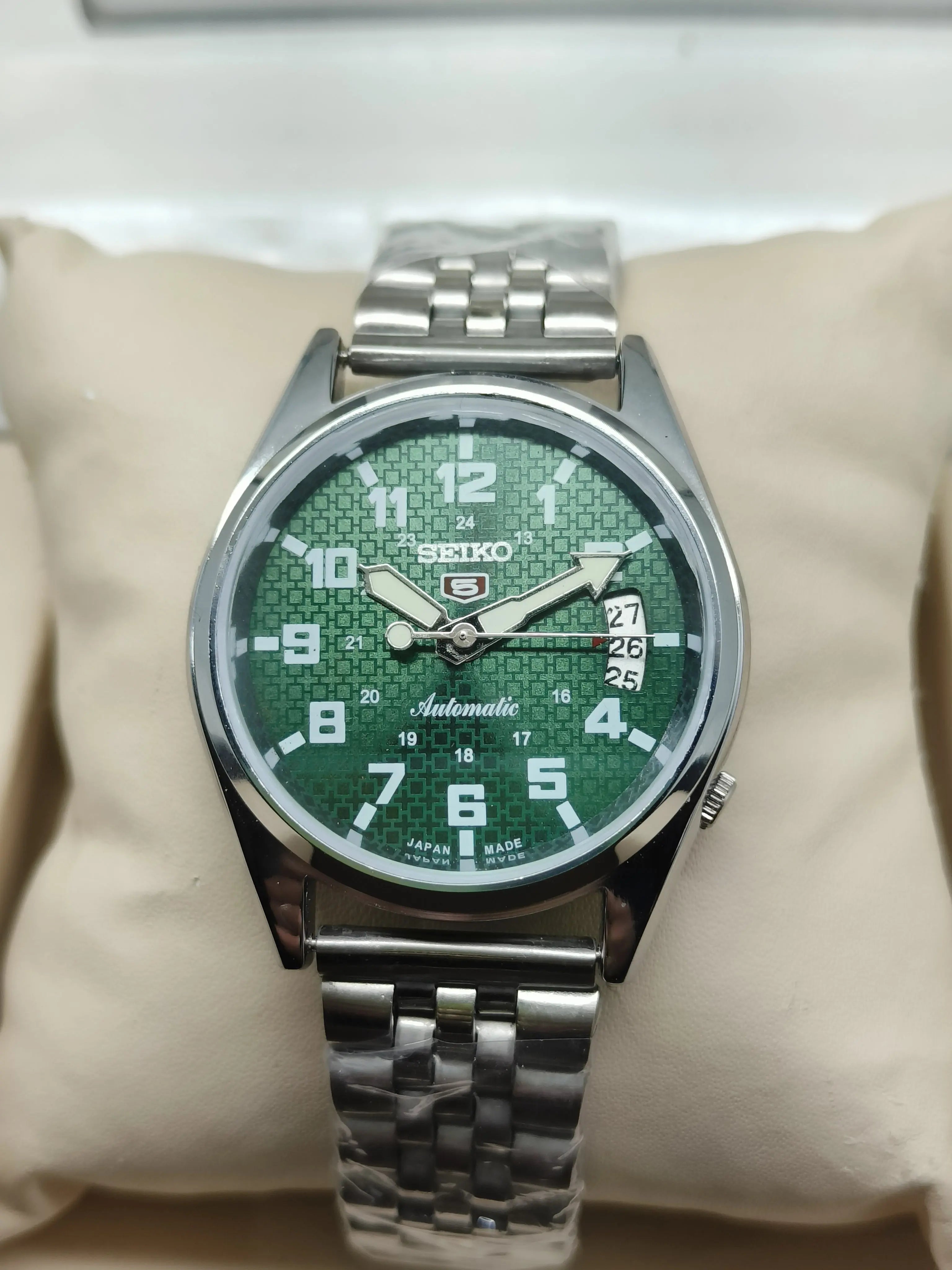 Seiko 5 Vintage Dual Tone – Refurbished Elegant Watch National Watches