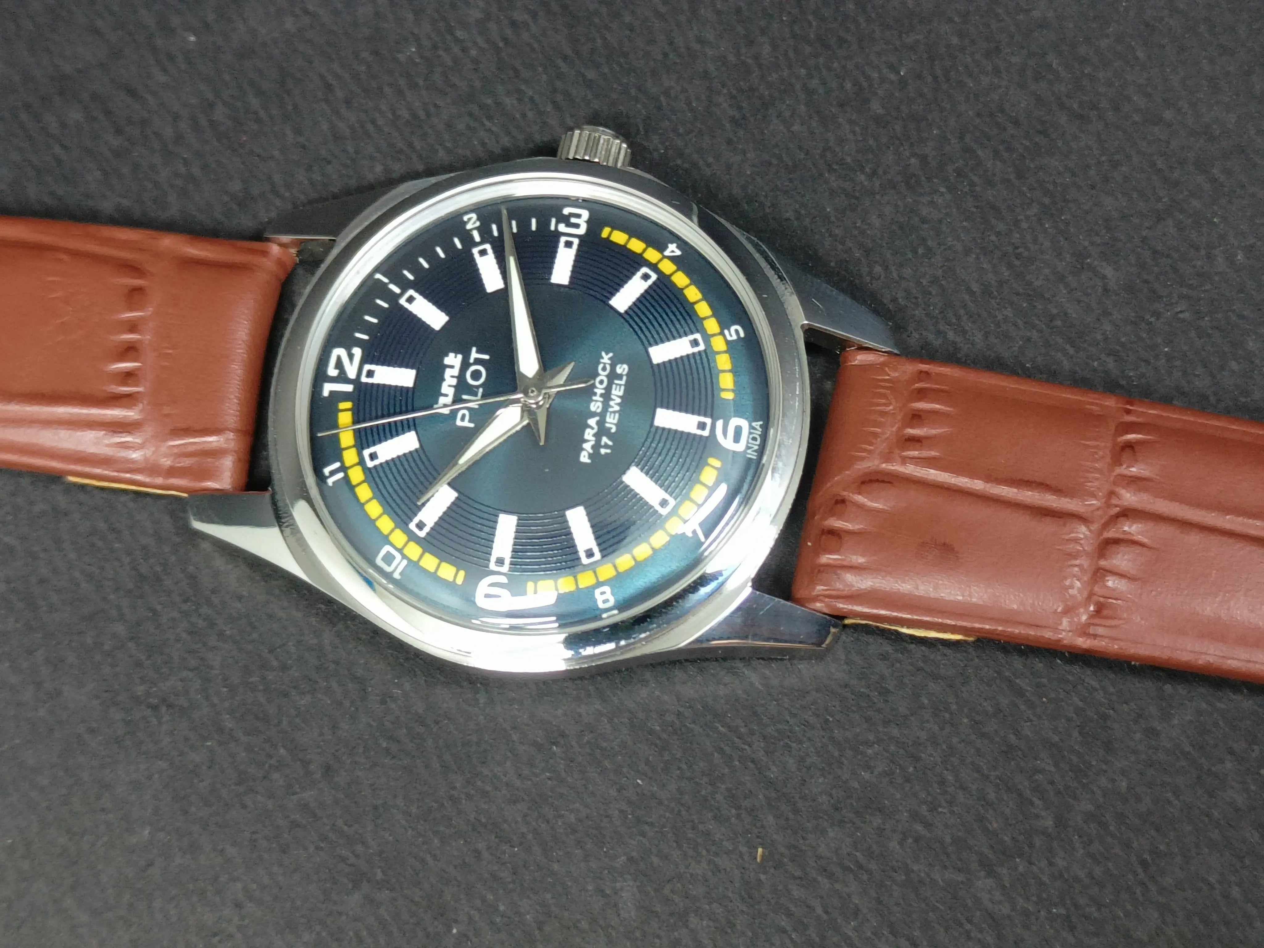 HMT Mechanical Vintage Watch – Refurbished Classic | Original Hand-Winding Timepiece National Watches