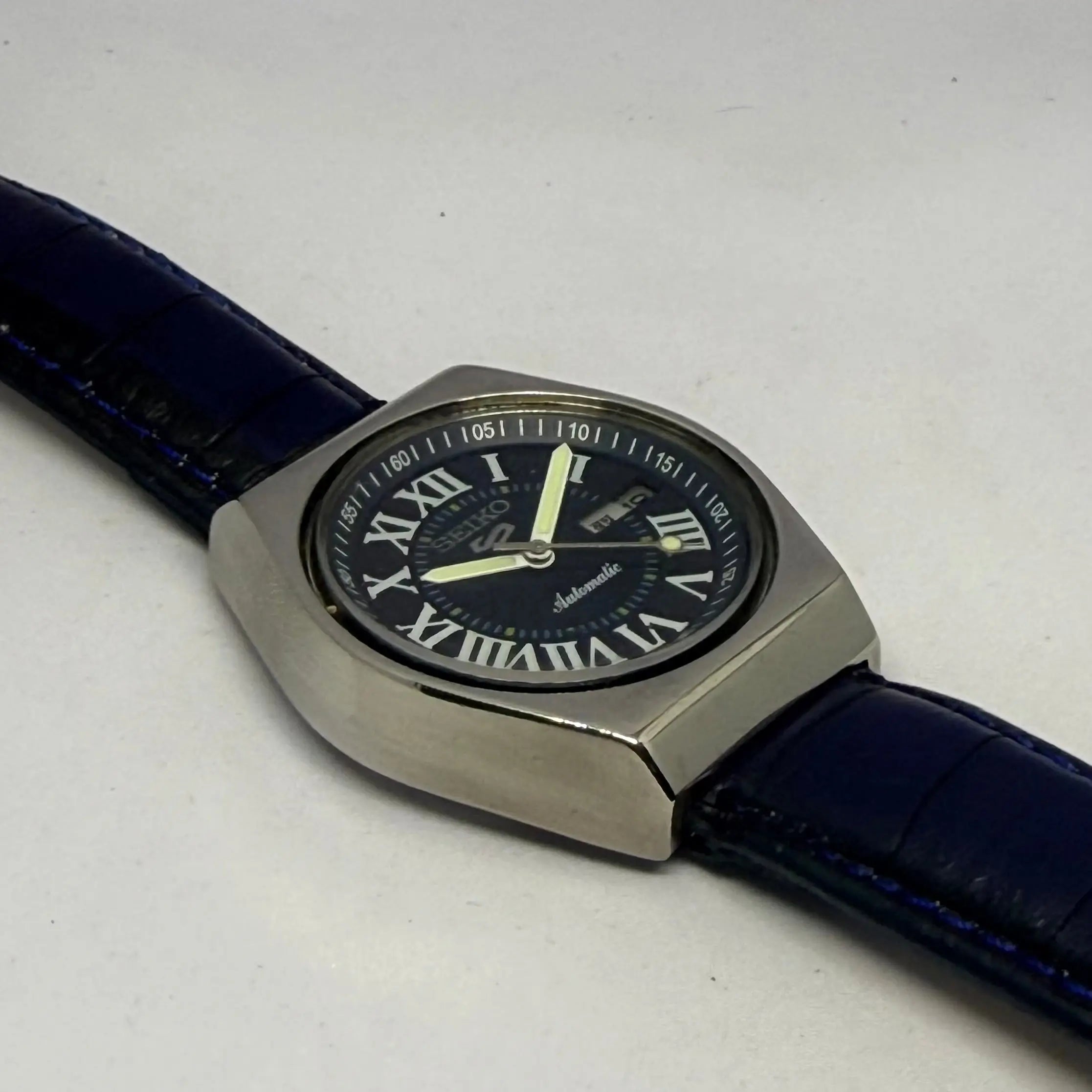 Seiko 5 Men’s Automatic | Professionally Restored Vintage Watch | Gift for Him National Watches