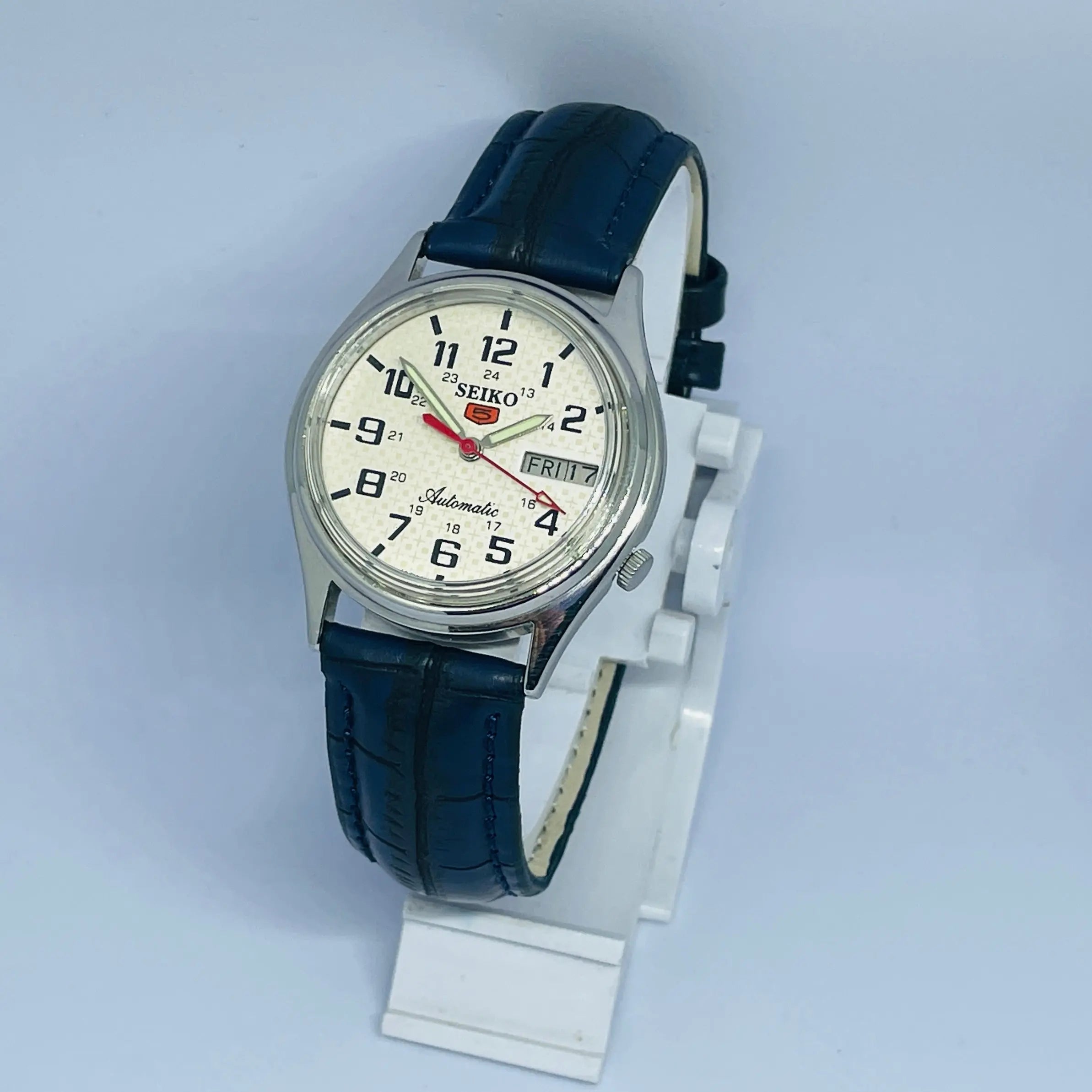 Seiko 5 Automatic Vintage Watch – Refurbished | Japan Made | Timeless Men’s Classic National Watches