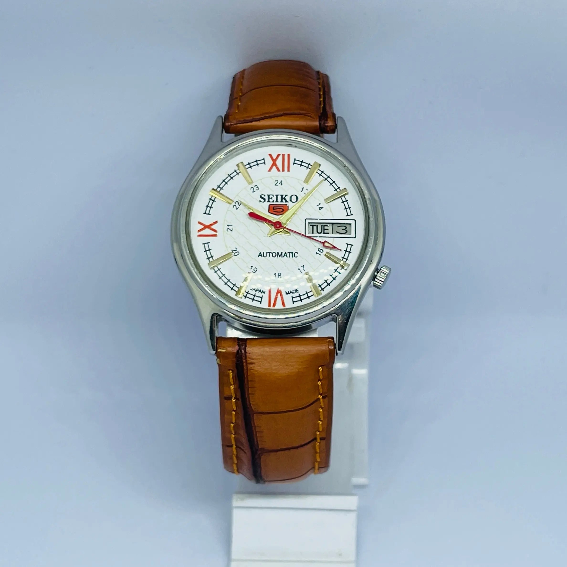 Seiko 5 Automatic Vintage Watch – Refurbished | Japan Made | Timeless Men’s Classic National Watches