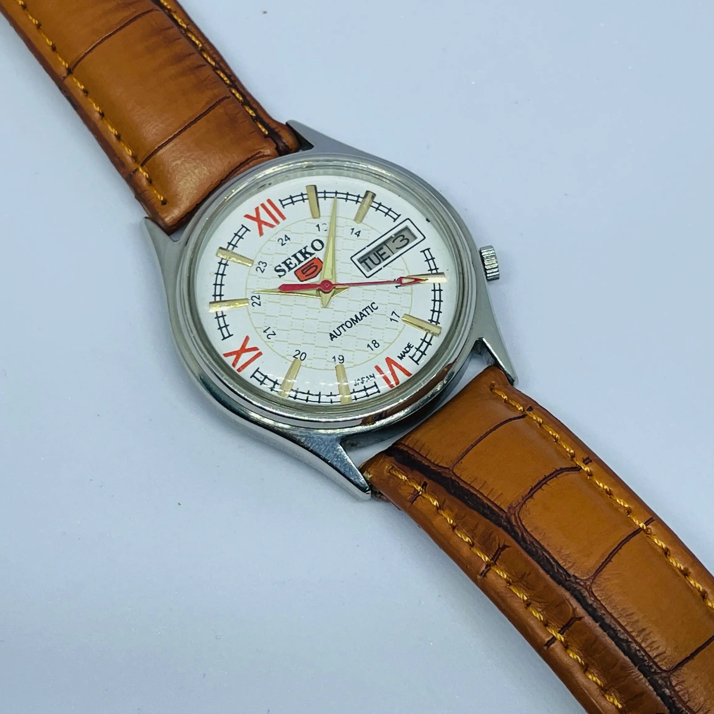 Seiko 5 Automatic Vintage Watch – Refurbished | Japan Made | Timeless Men’s Classic National Watches
