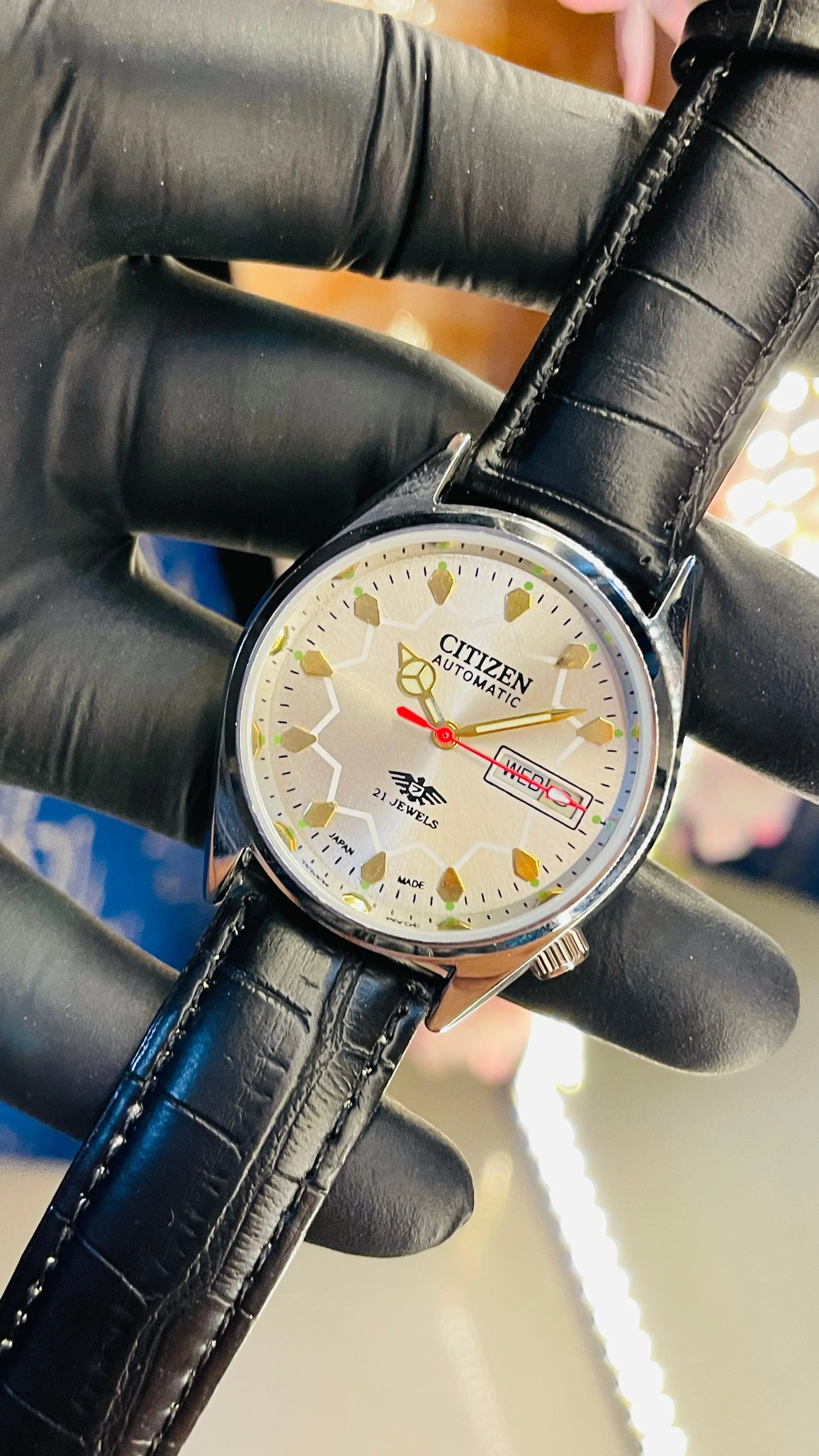 Citizen Automatic Vintage Watch – 8200 Movement | Refurbished Japan-Made Classic National Watches