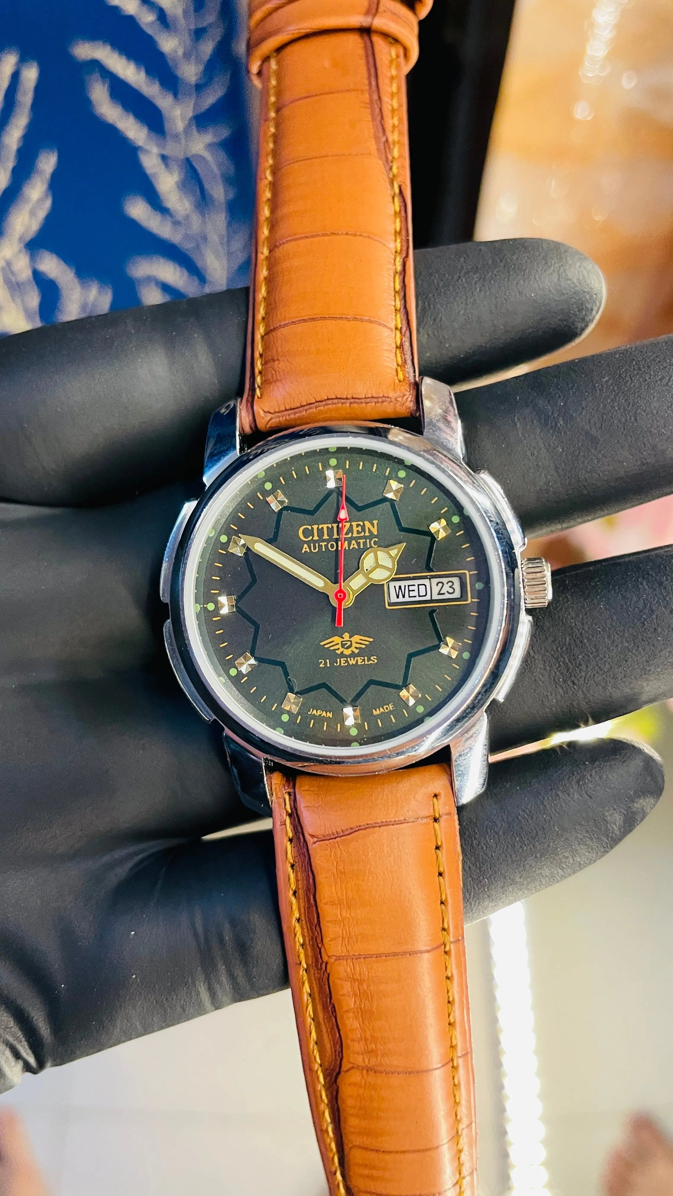 Citizen Automatic Vintage Watch – 8200 Movement | Refurbished Japan-Made Classic National Watches