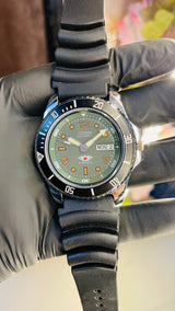 Citizen 8200 Sports Automatic Watch – Vintage Refurbished | Japan-Made Men’s Classic