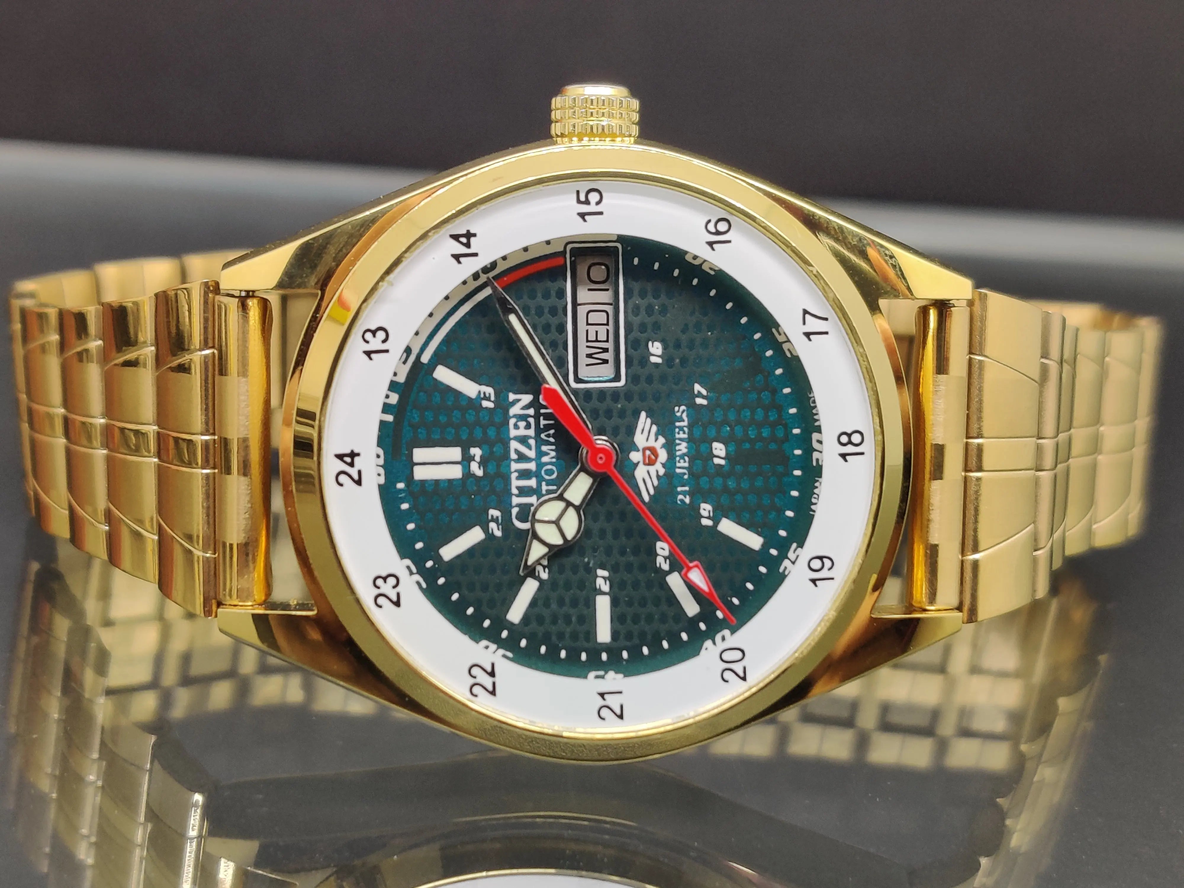 Citizen Automatic 8200 Movement stainless steel Japan Made 21 Jewels Men s Wrist Watch ₹ 3,008.21 National Watches