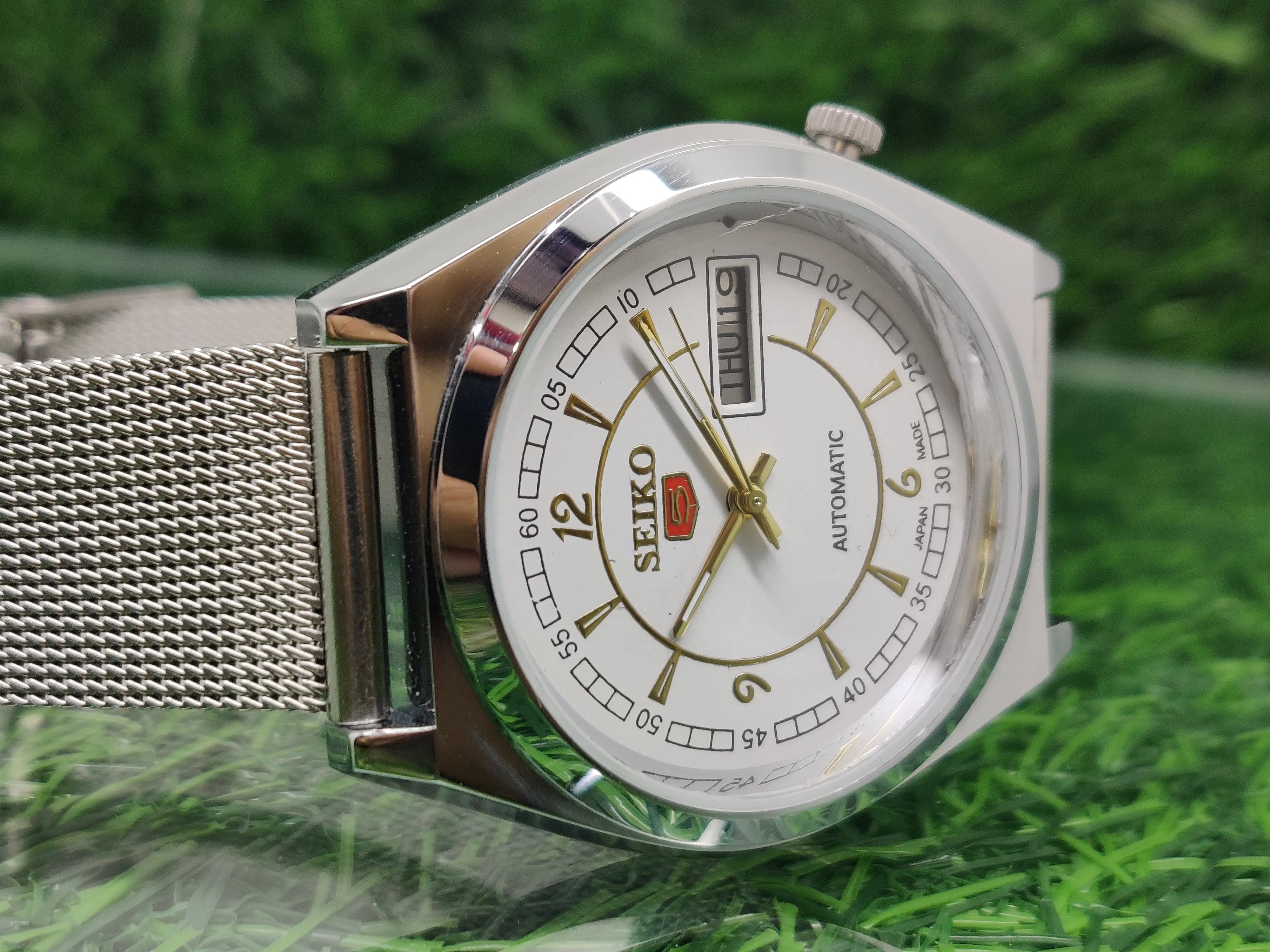 VINTAGE REFURBISHED SEIKO 5 AUTOMATIC JAPAN MENS DAY DATE WATCH - National Watches