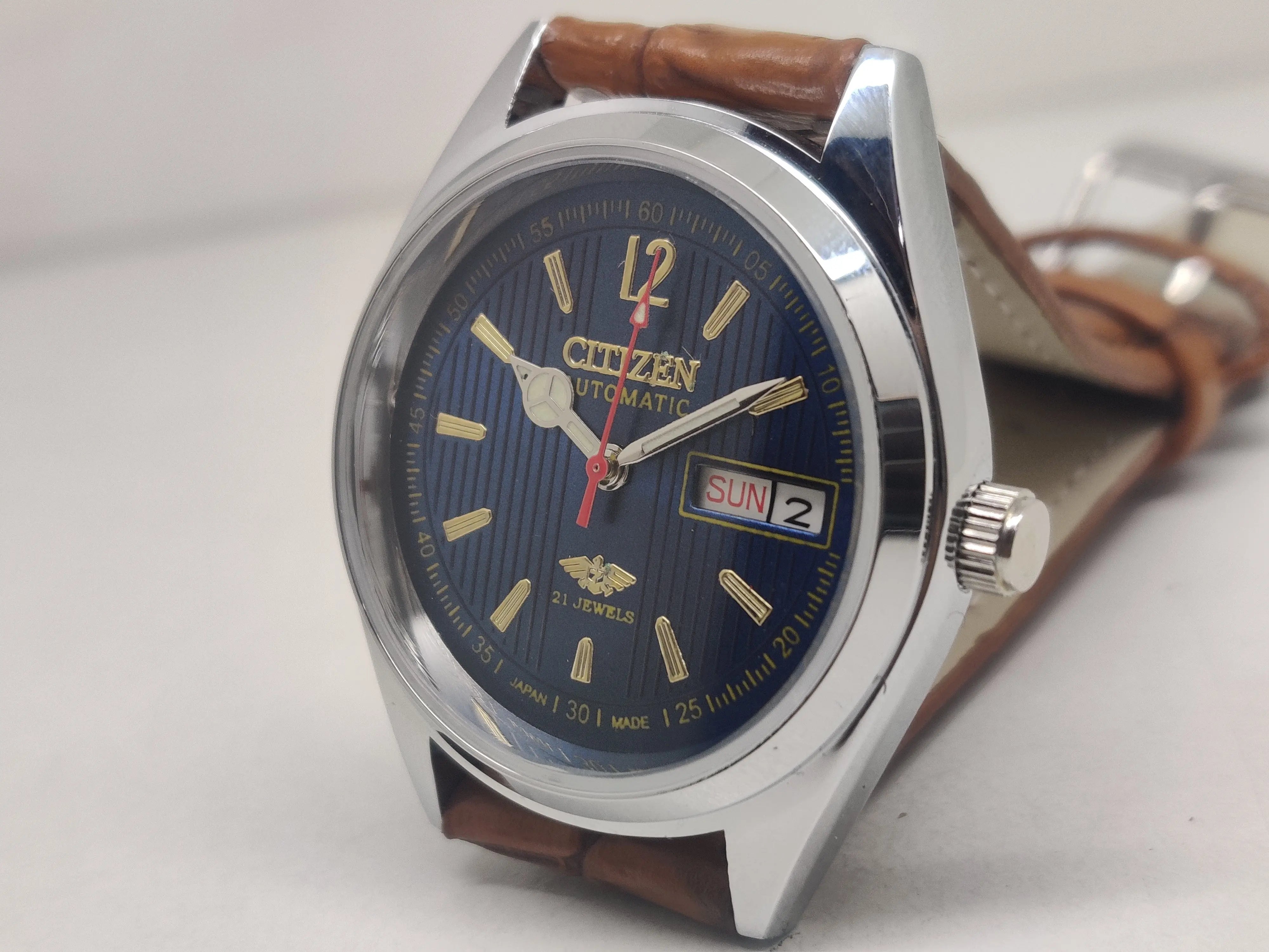 CITIZEN AUTOMATIC 8200 MOVEMENT STAINLESS STEEL JAPAN MADE 21 JEWELS MEN S WRIST WATCH National Watches
